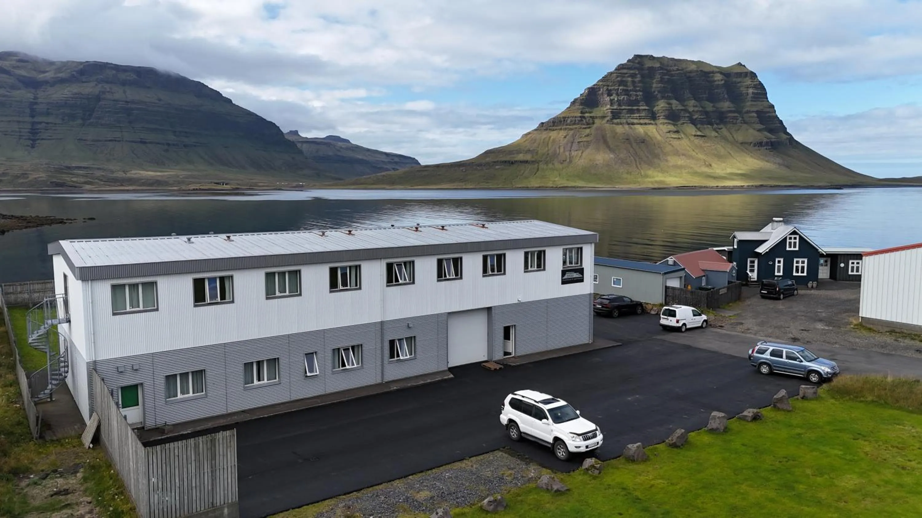Property building in Stöð Guesthouse and apartments
