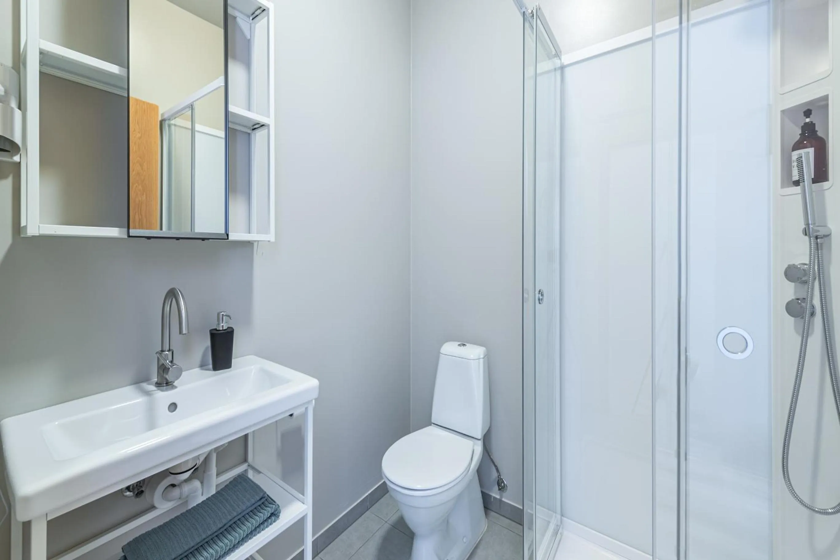 Shower in Stöð Guesthouse and apartments