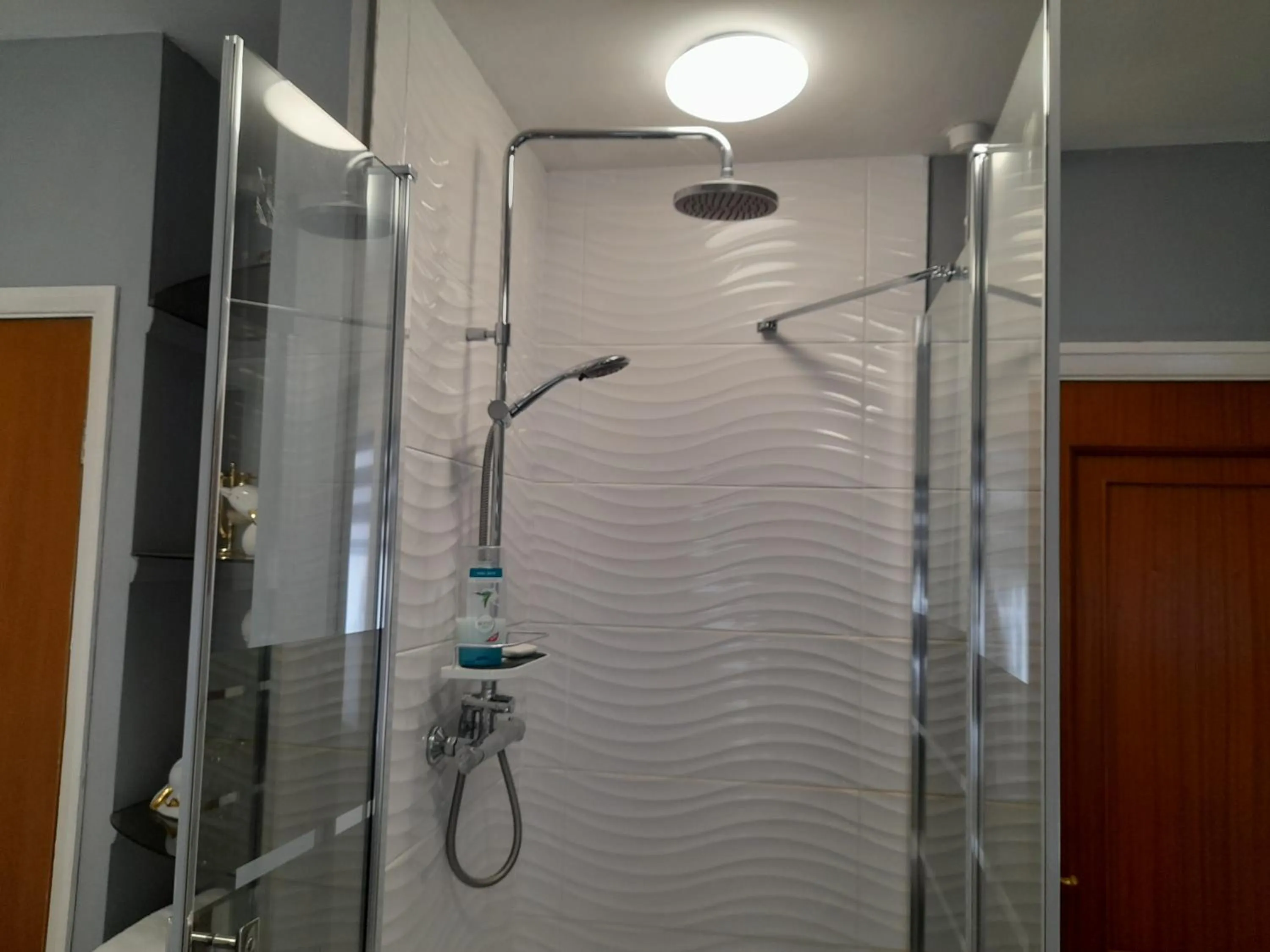 Bathroom in Gayton Bed & Breakfast