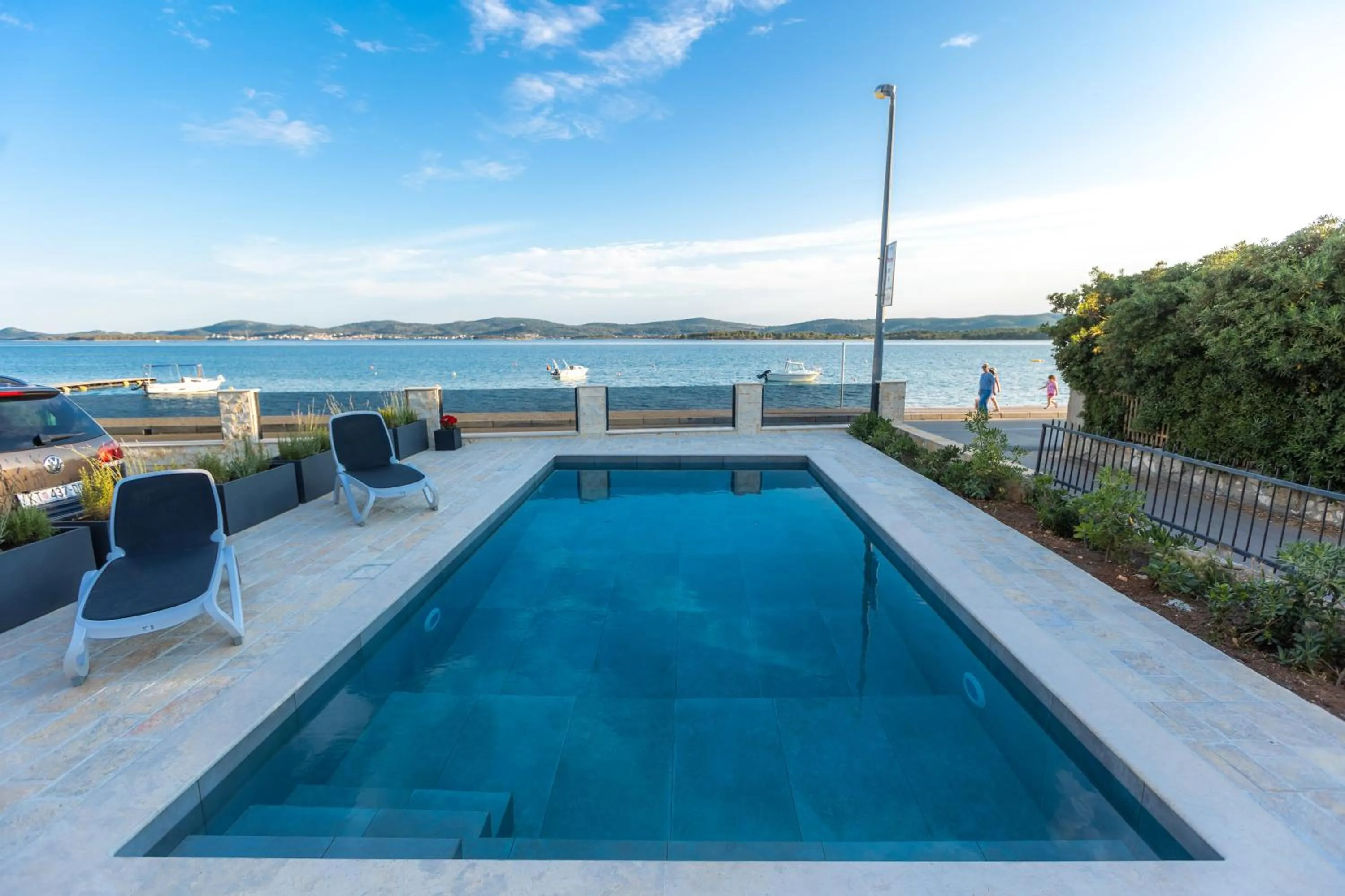 Swimming pool in Apartments Maris