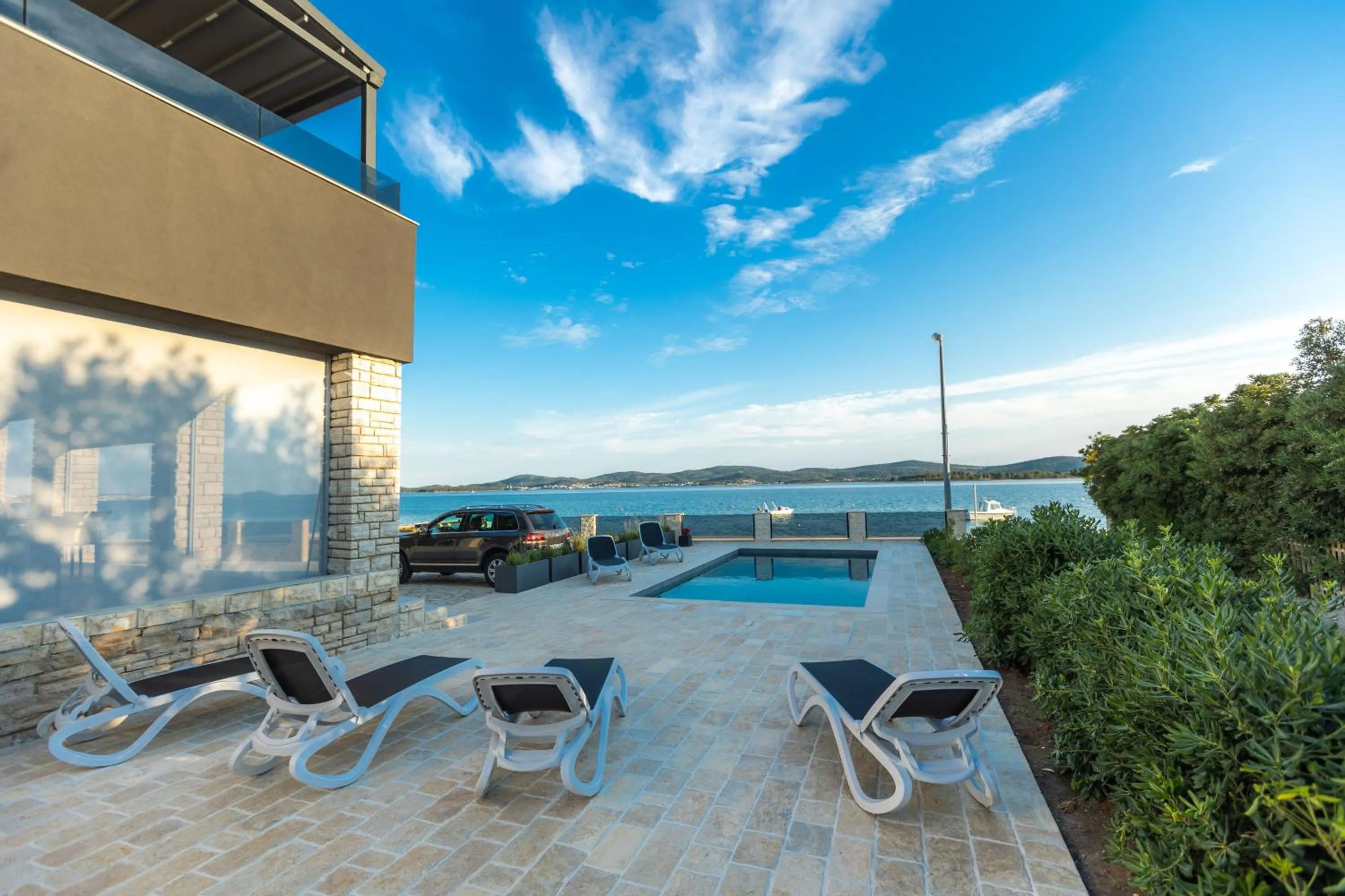 Swimming pool in Apartments Maris