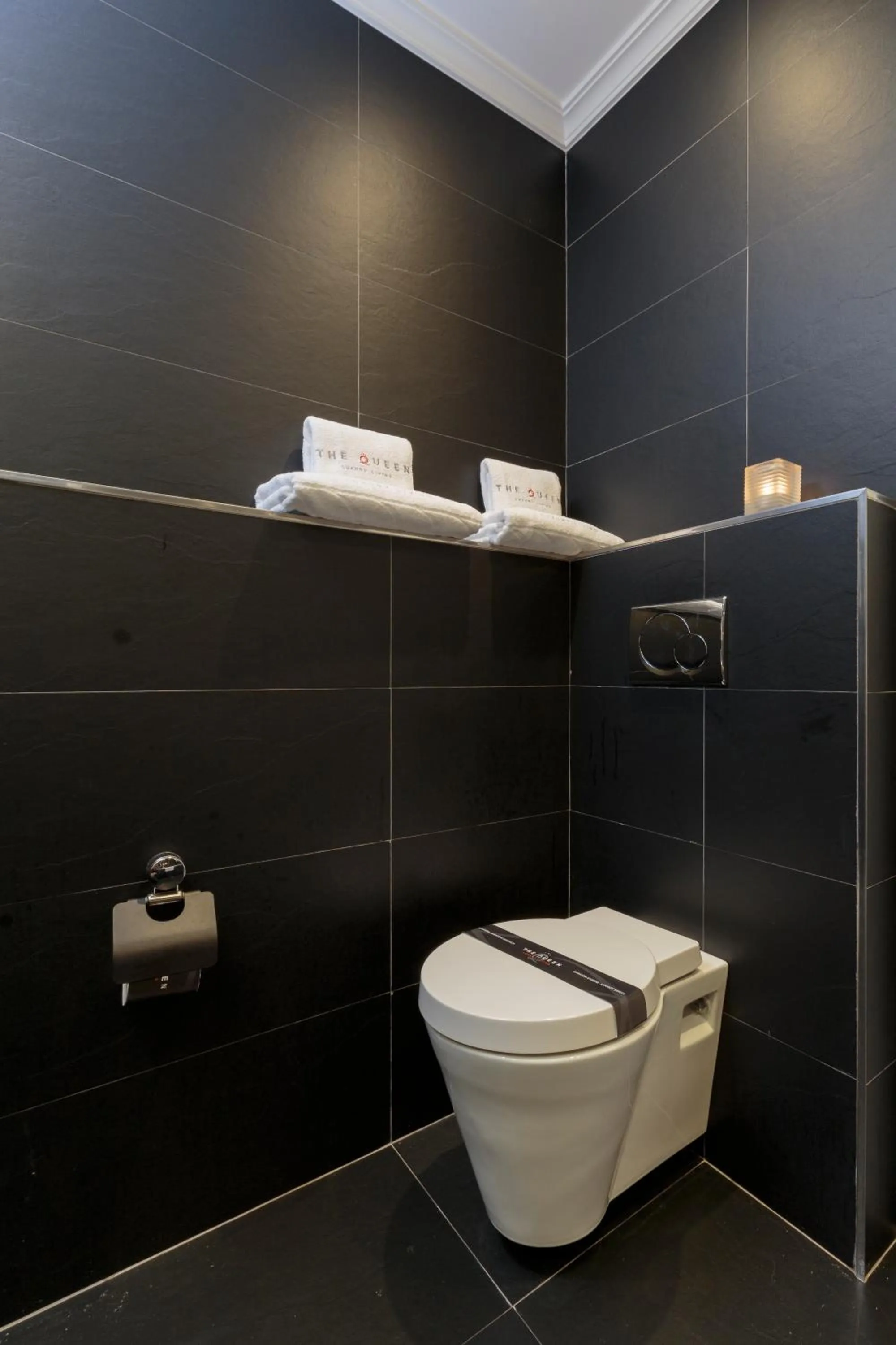 Toilet in The Queen Luxury Apartments - Villa Giada