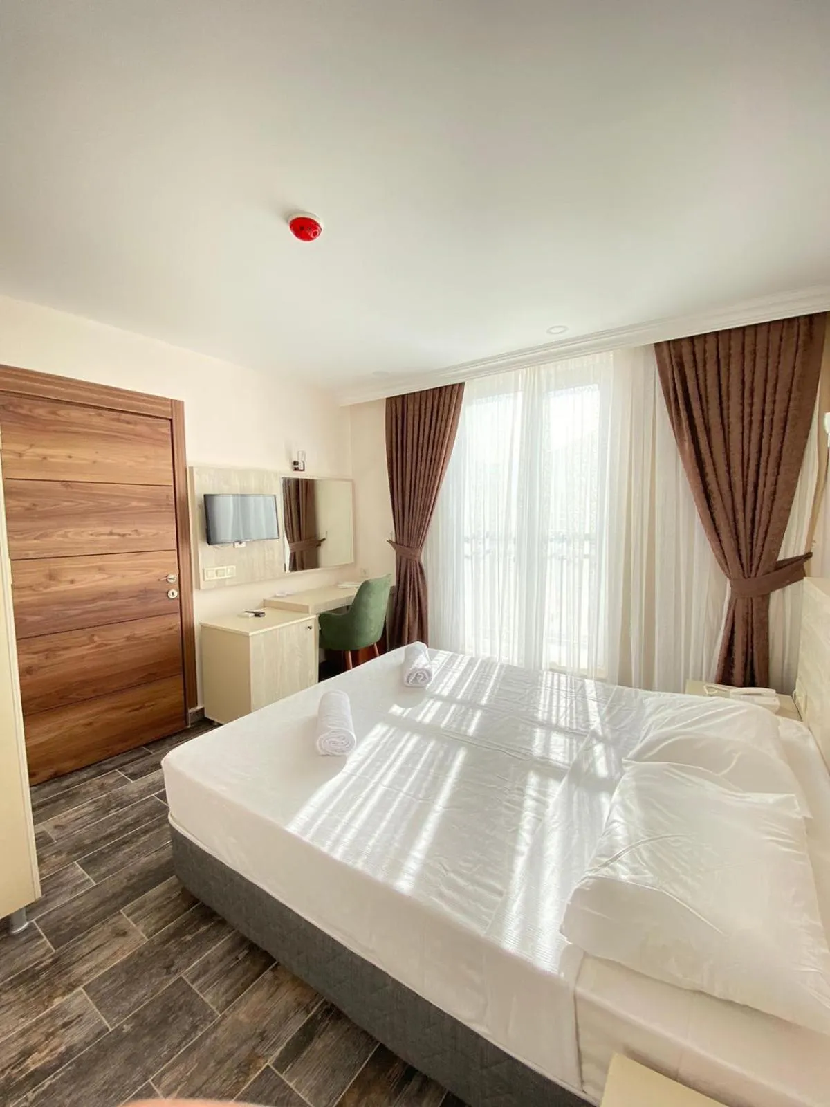 Dream Town Hotel&Restaurant