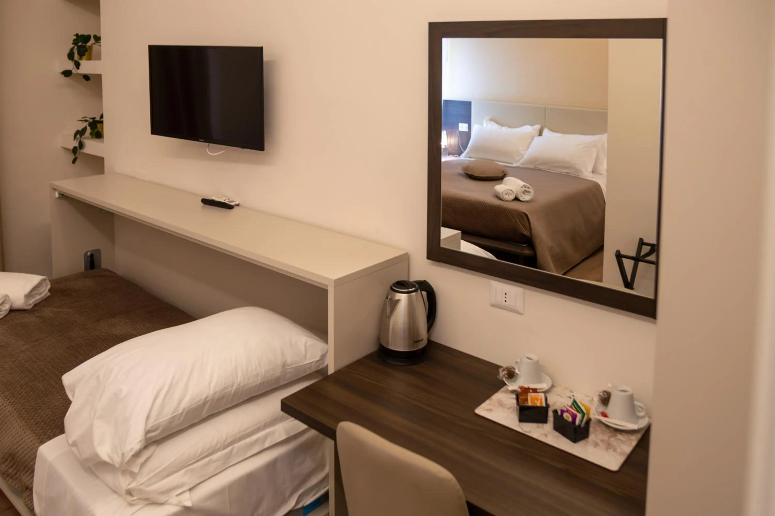 Photo of the whole room, Bed in Palazzo Cappuccini Art Relais