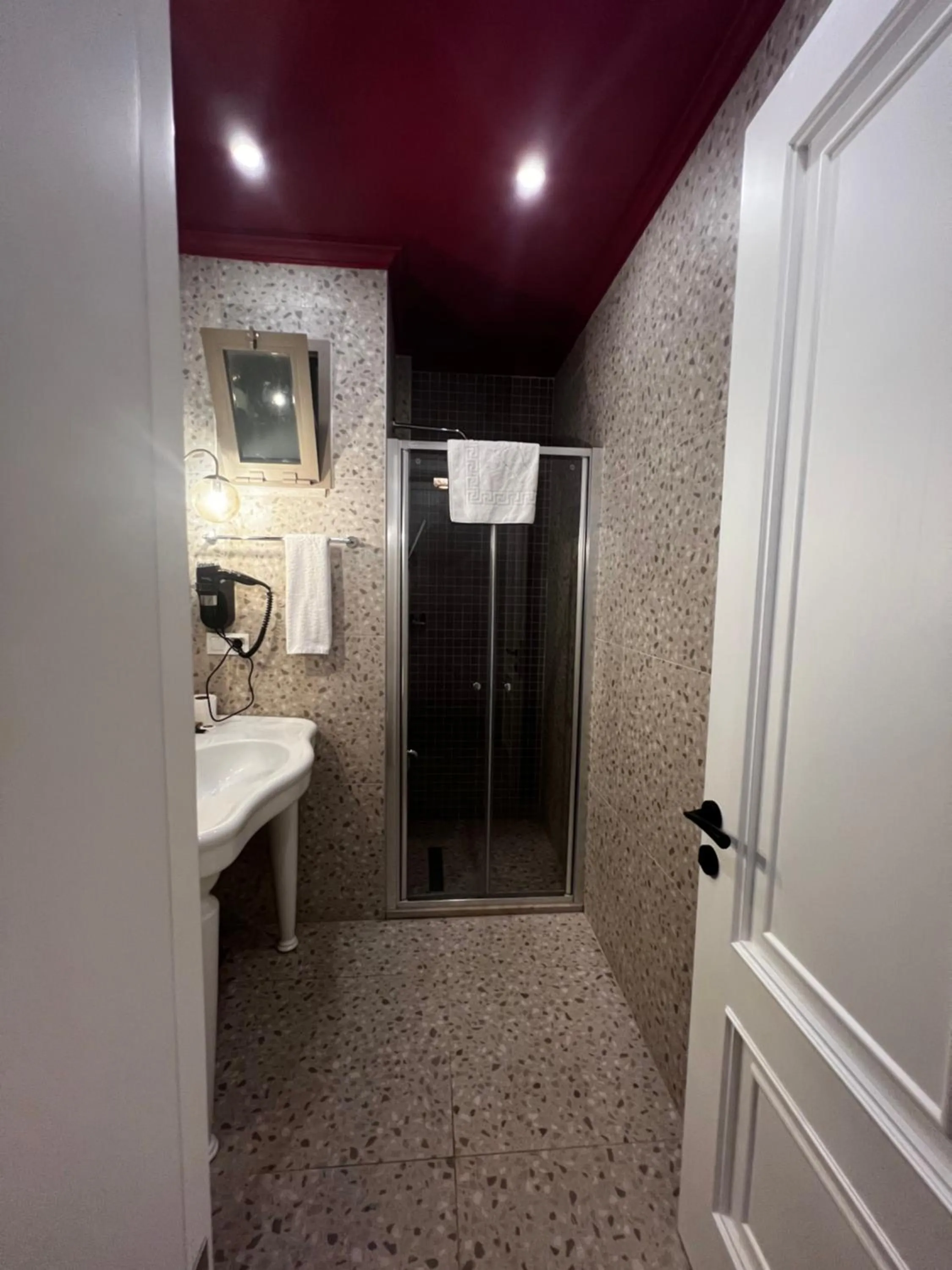 Massage in Dolphin Park Hotel