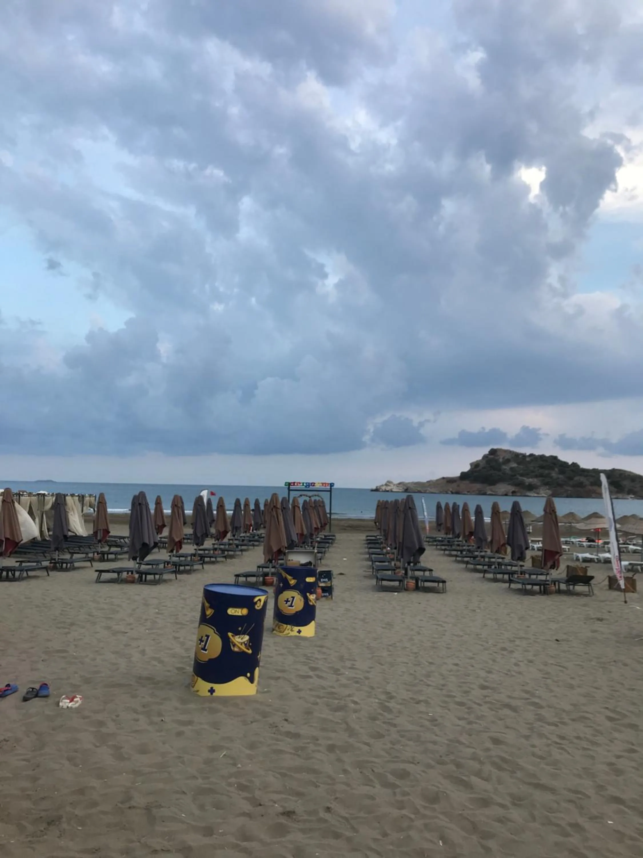 Beach in Dolphin Park Hotel