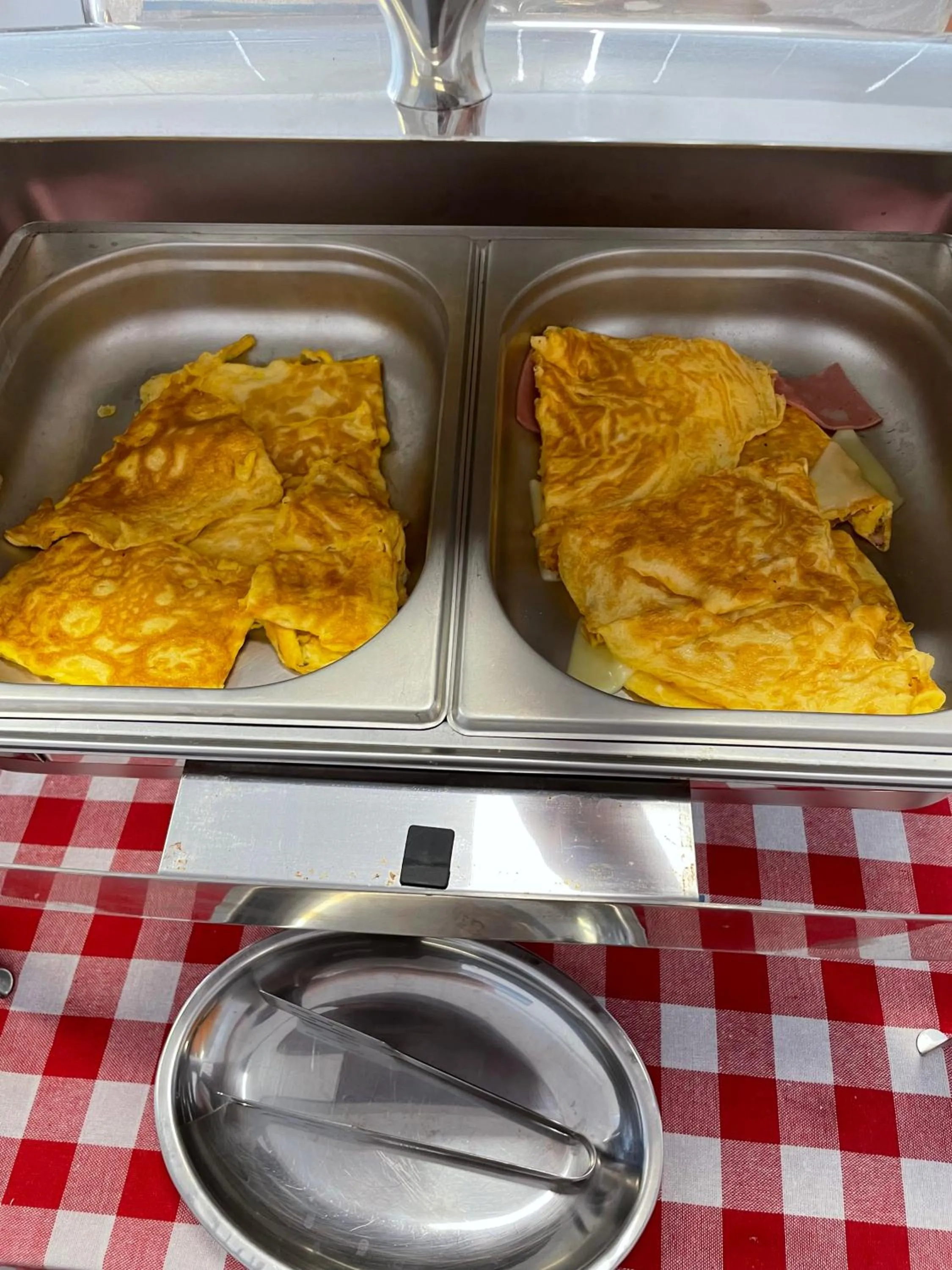 Breakfast in Coralli Beach Hotel