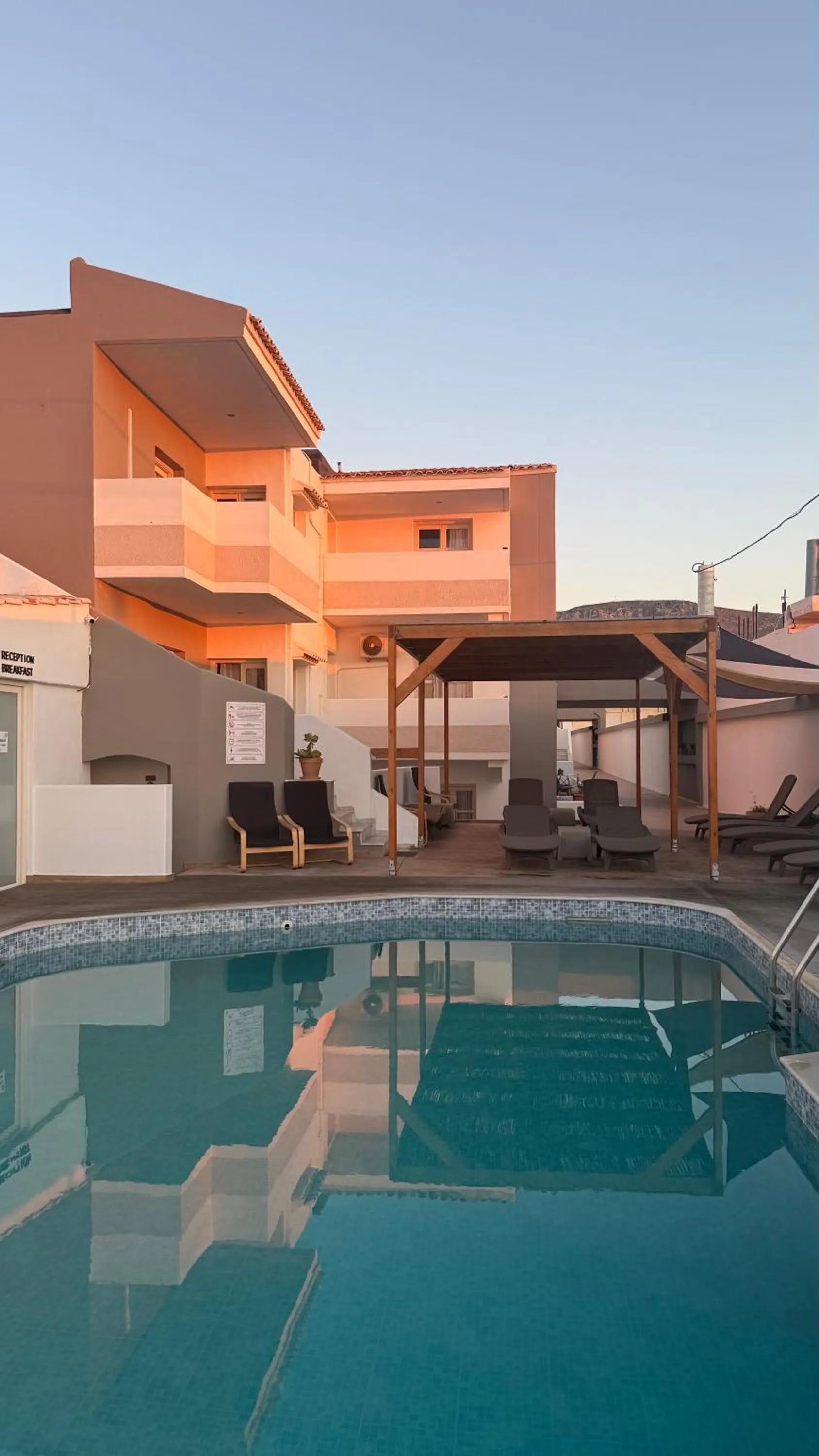 Swimming pool in Coralli Beach Hotel