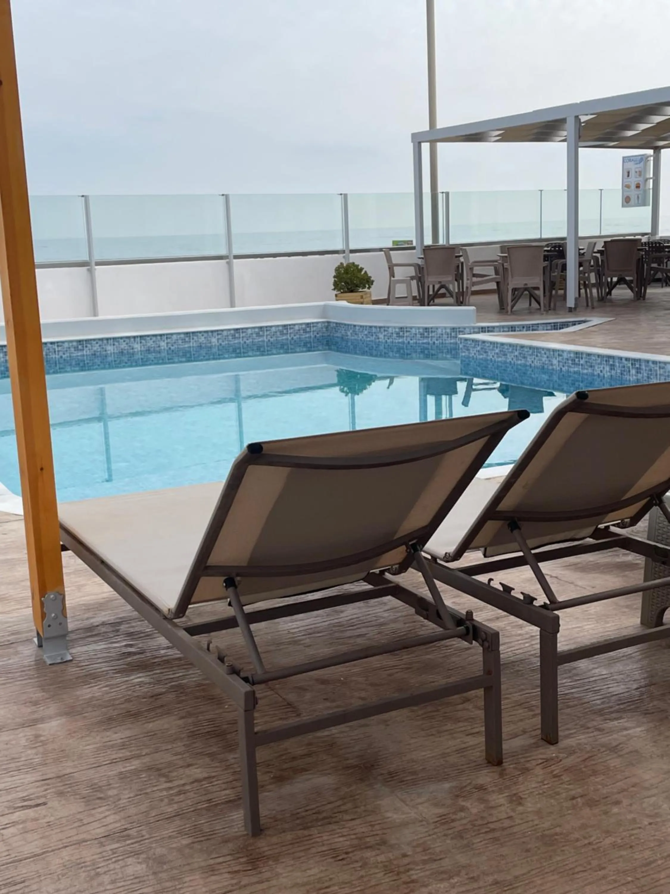 Swimming pool in Coralli Beach Hotel