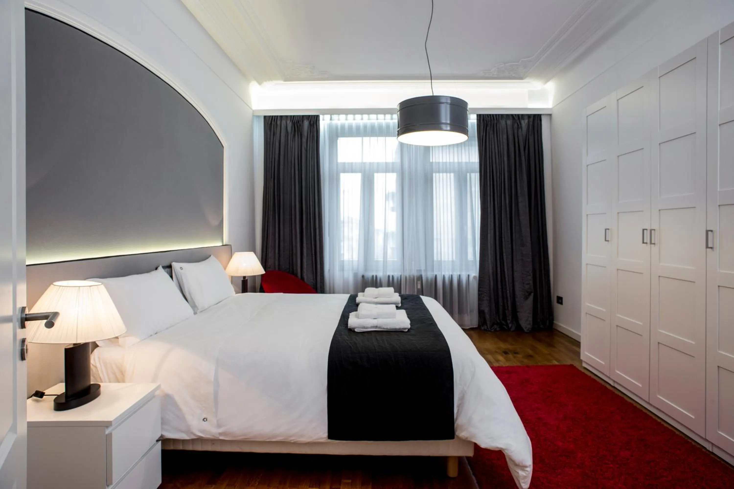 Bedroom, Bed in The Queen Luxury Apartments - Villa Liberty