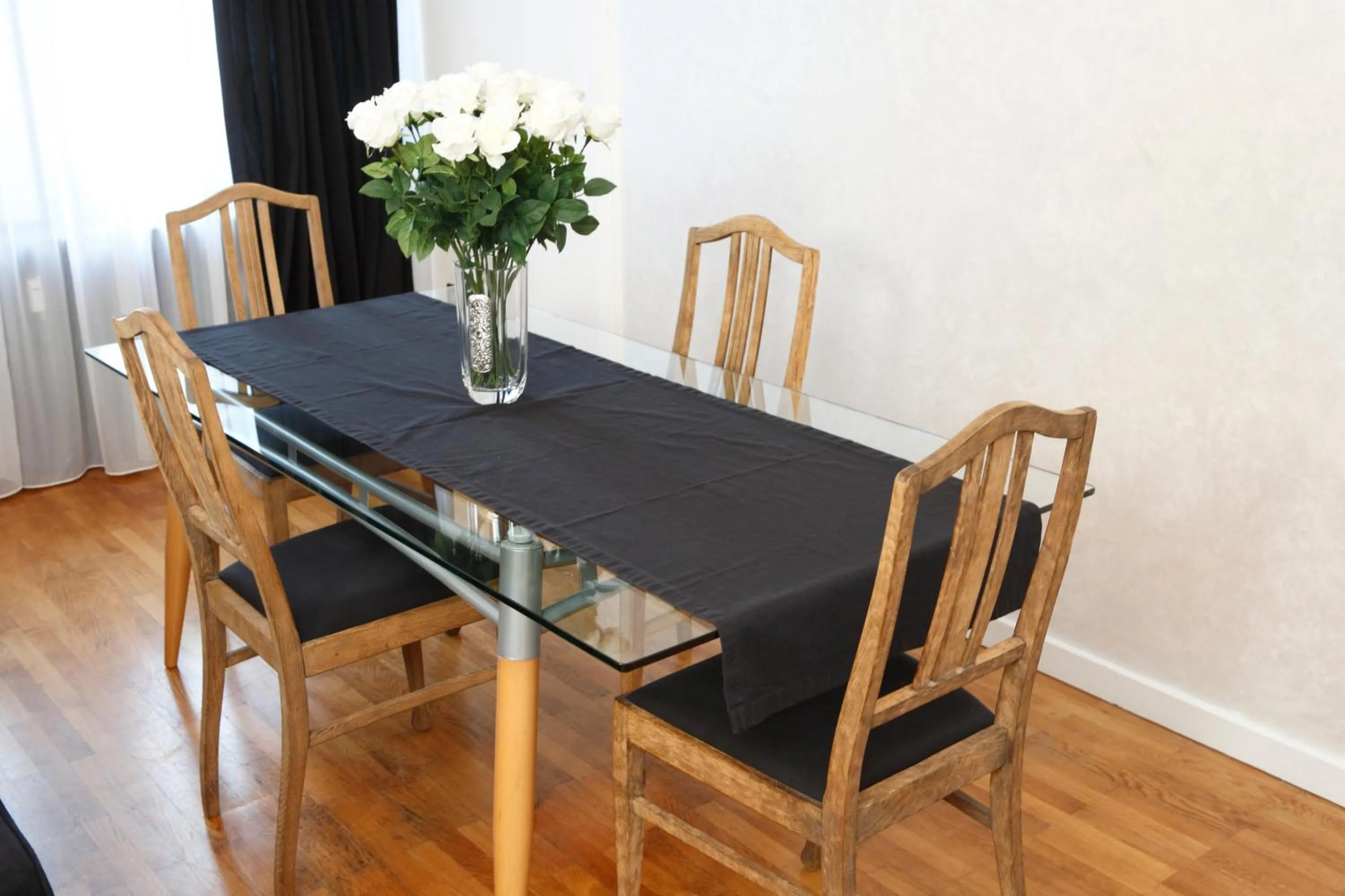 Dining area in The Queen Luxury Apartments - Villa Liberty