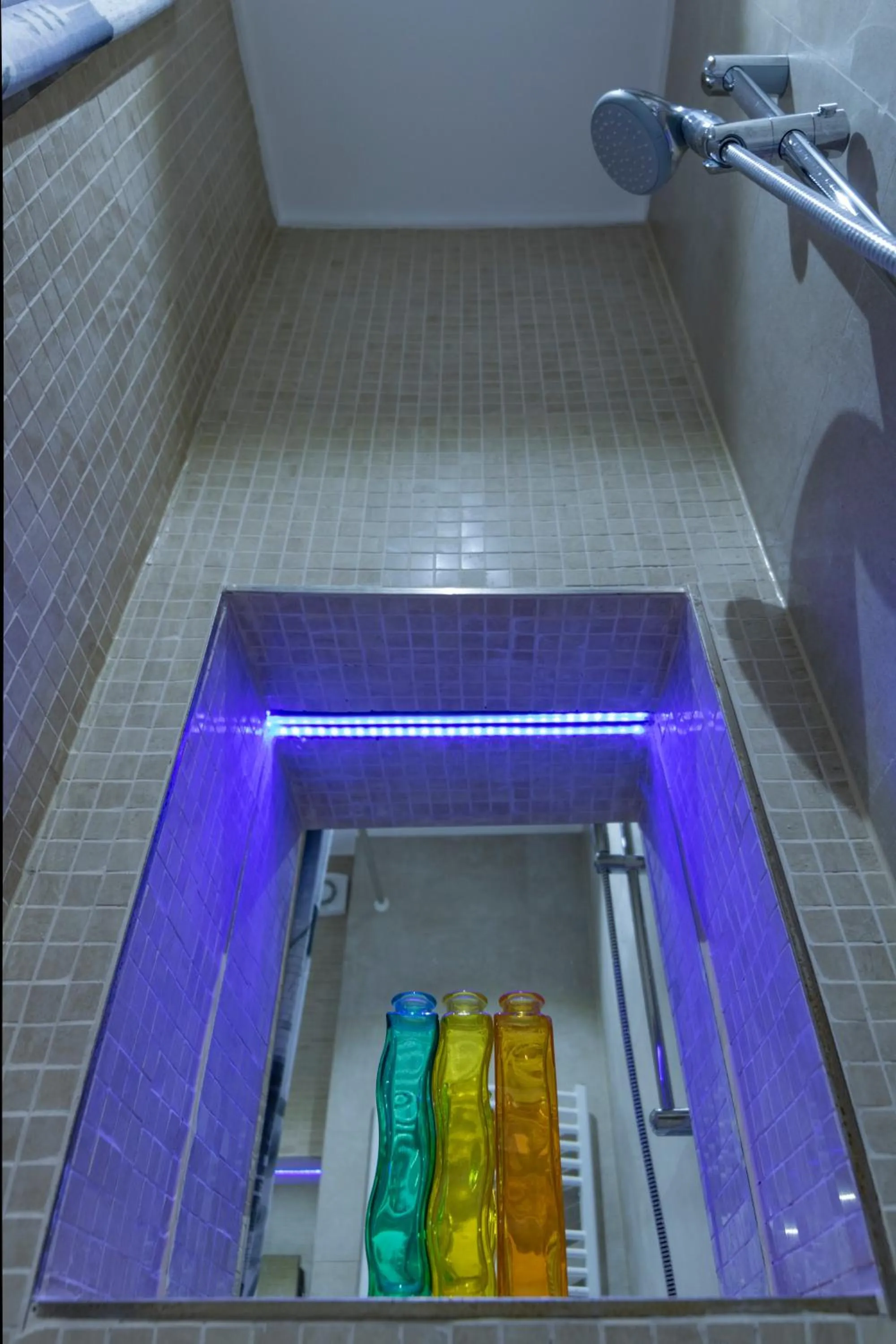 Shower in The Queen Luxury Apartments - Villa Liberty