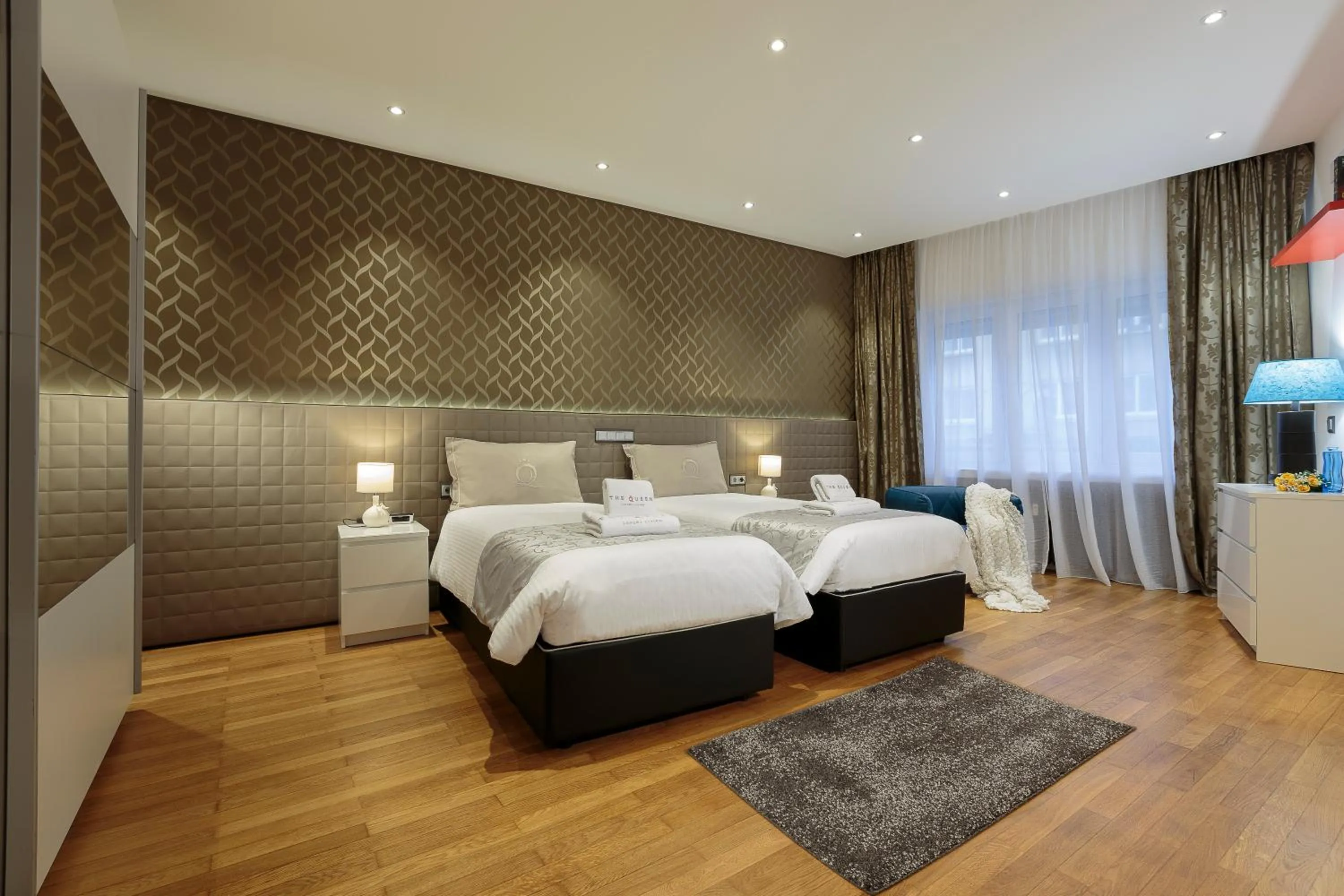 Bedroom, Bed in The Queen Luxury Apartments - Villa Liberty