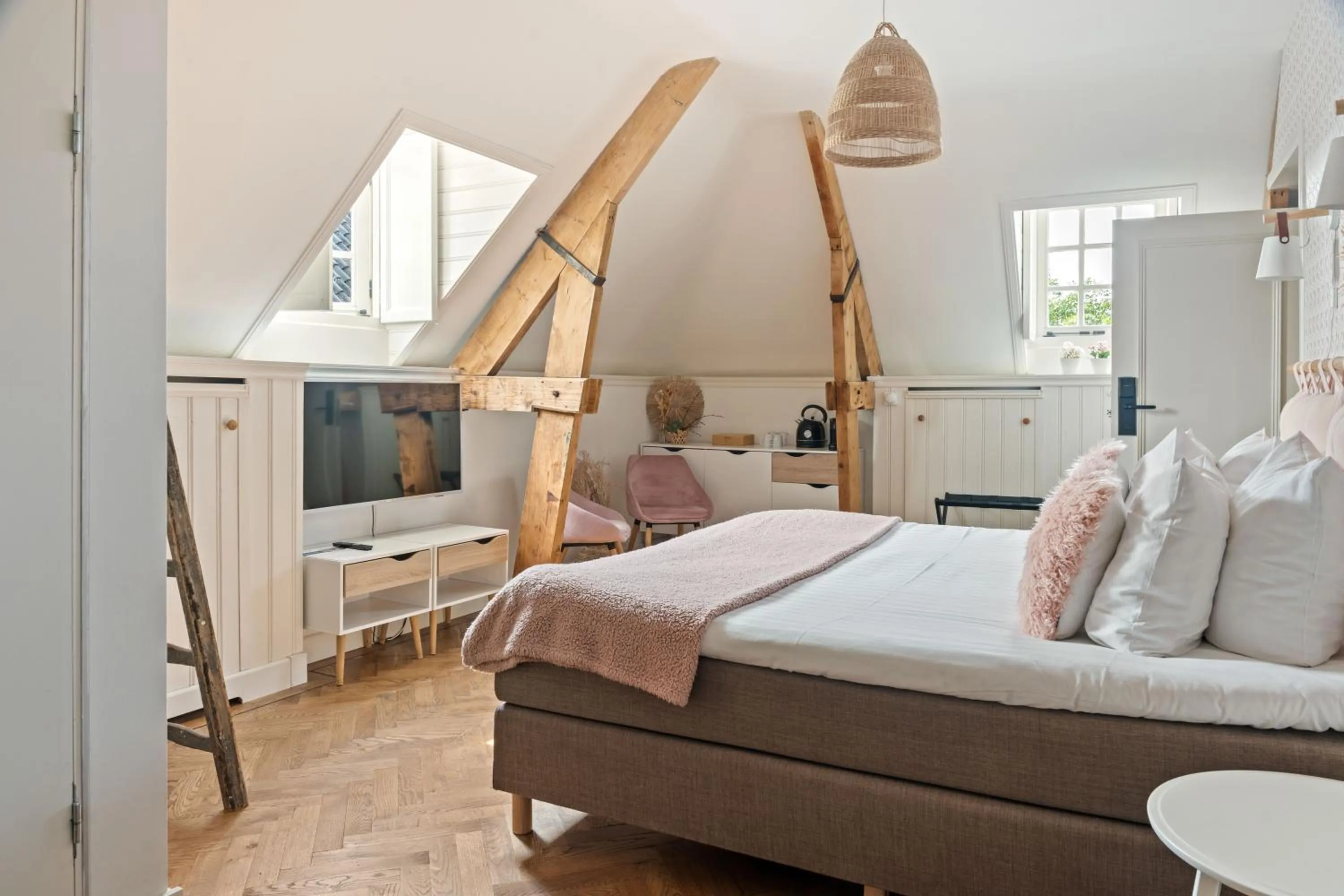 Bed in Boetiekhotel Ons Oude Raadhuis