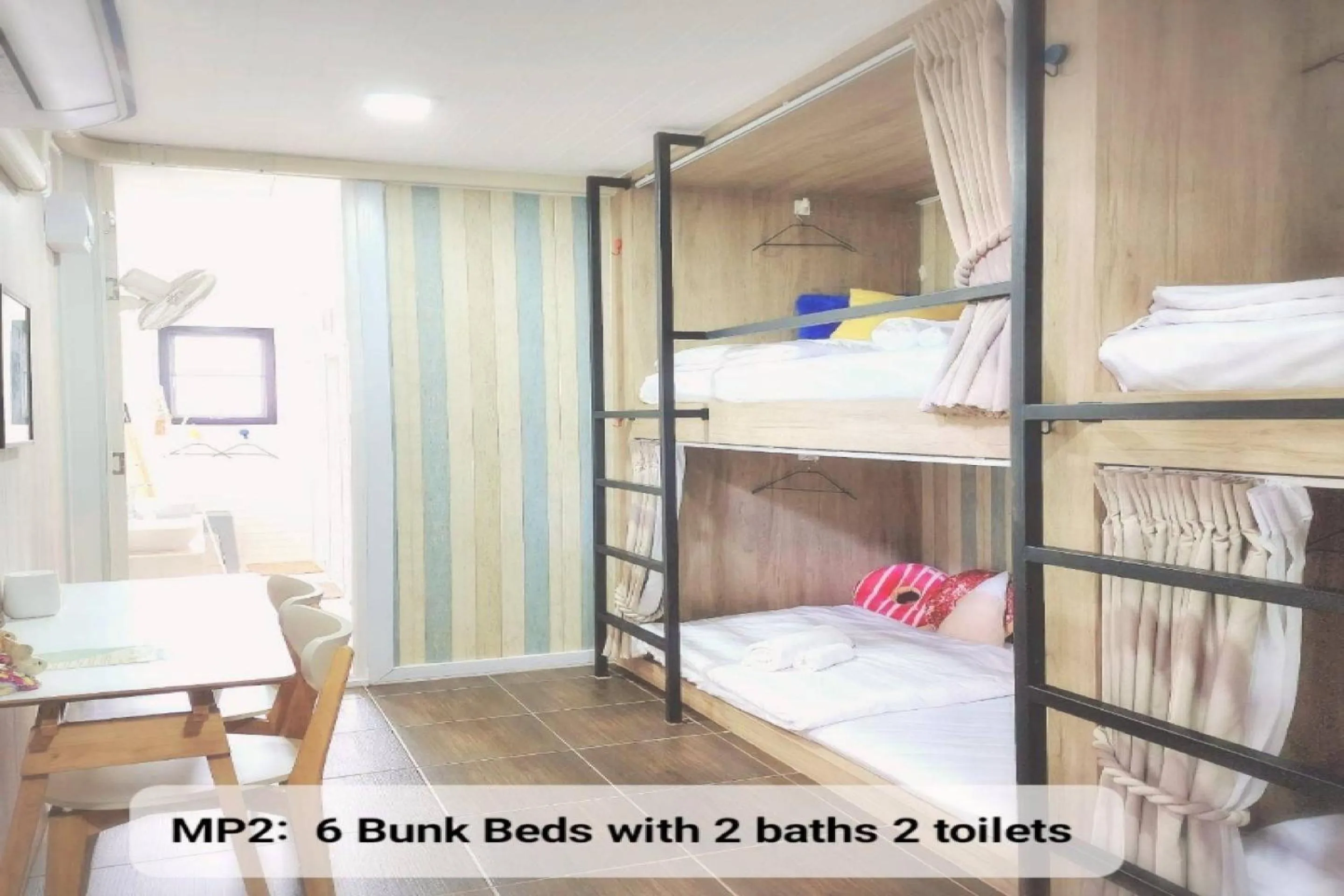 Bedroom, Bed in Capital O 75422 Million Pillows