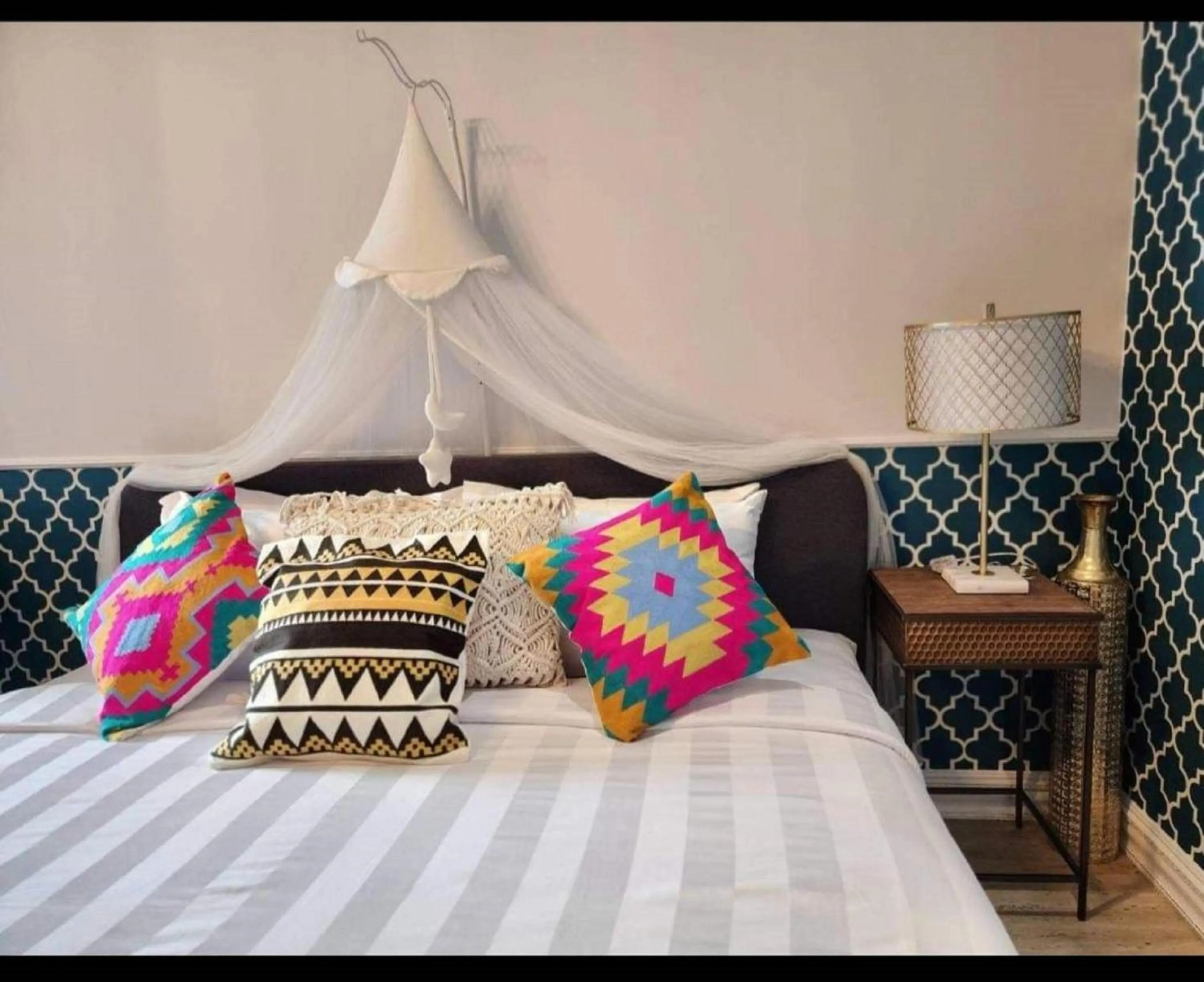 Bedroom, Bed in Capital O 75422 Million Pillows