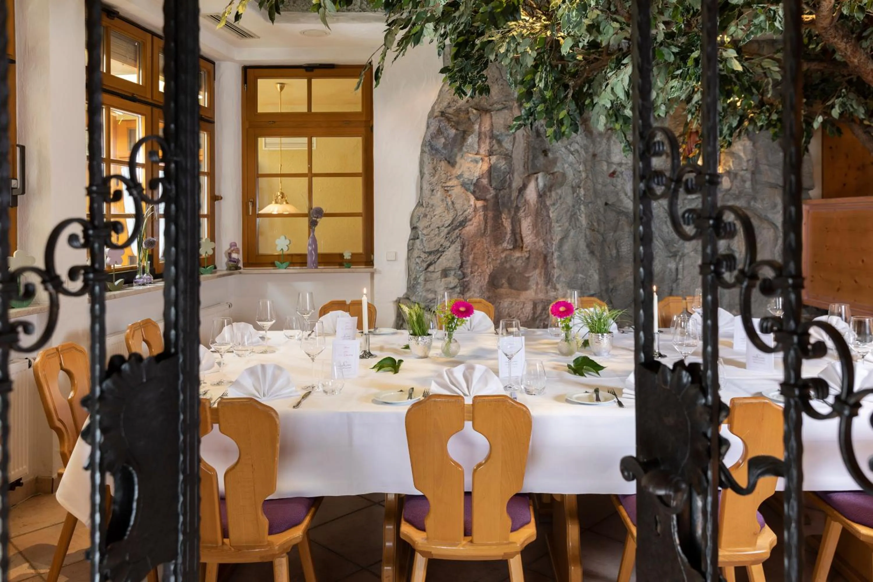 Restaurant/places to eat in Kohlers Hotel Engel