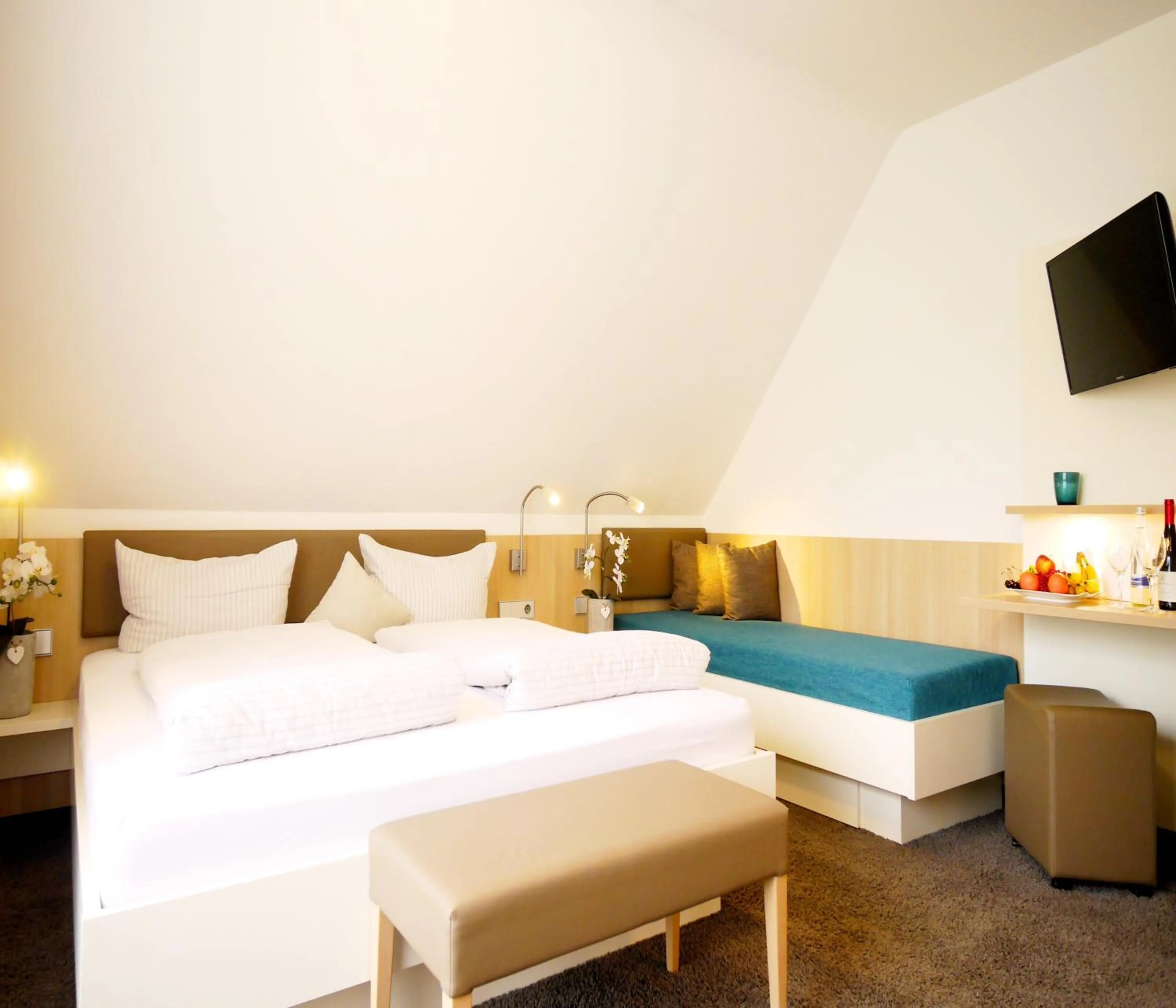 Bed in Kohlers Hotel Engel