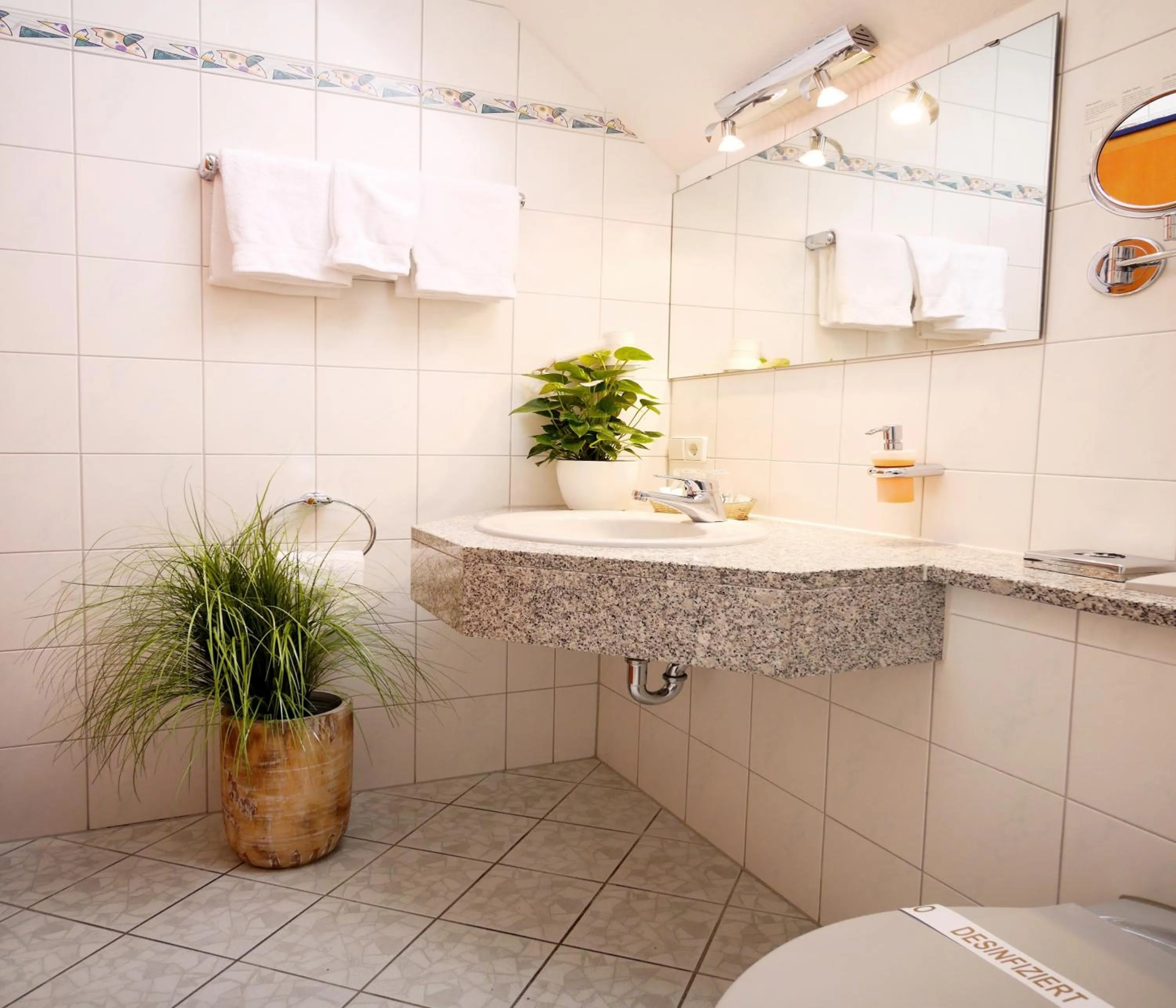 Bathroom in Kohlers Hotel Engel