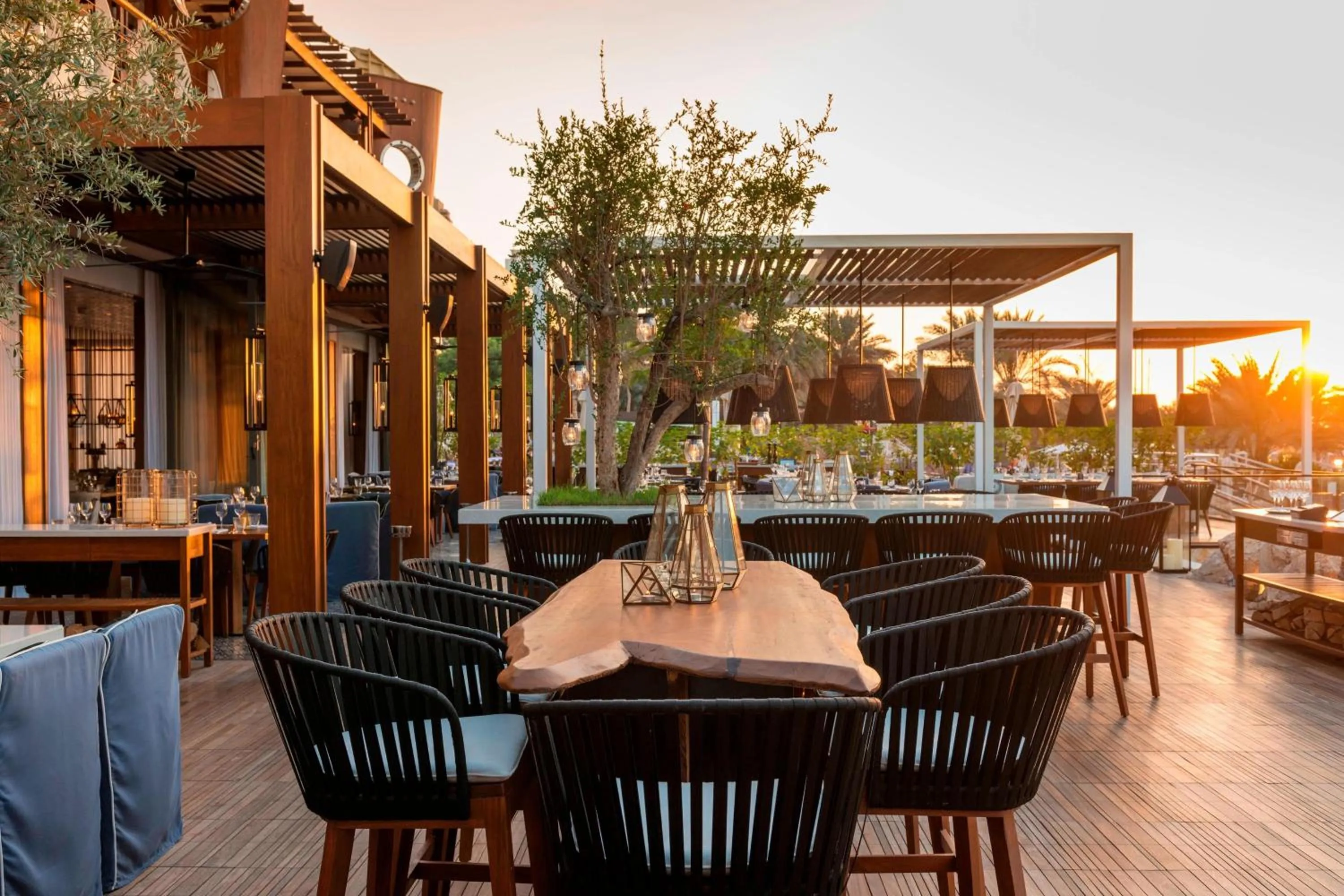 Lounge or bar in The Westin Dubai Mina Seyahi Beach Resort and Waterpark