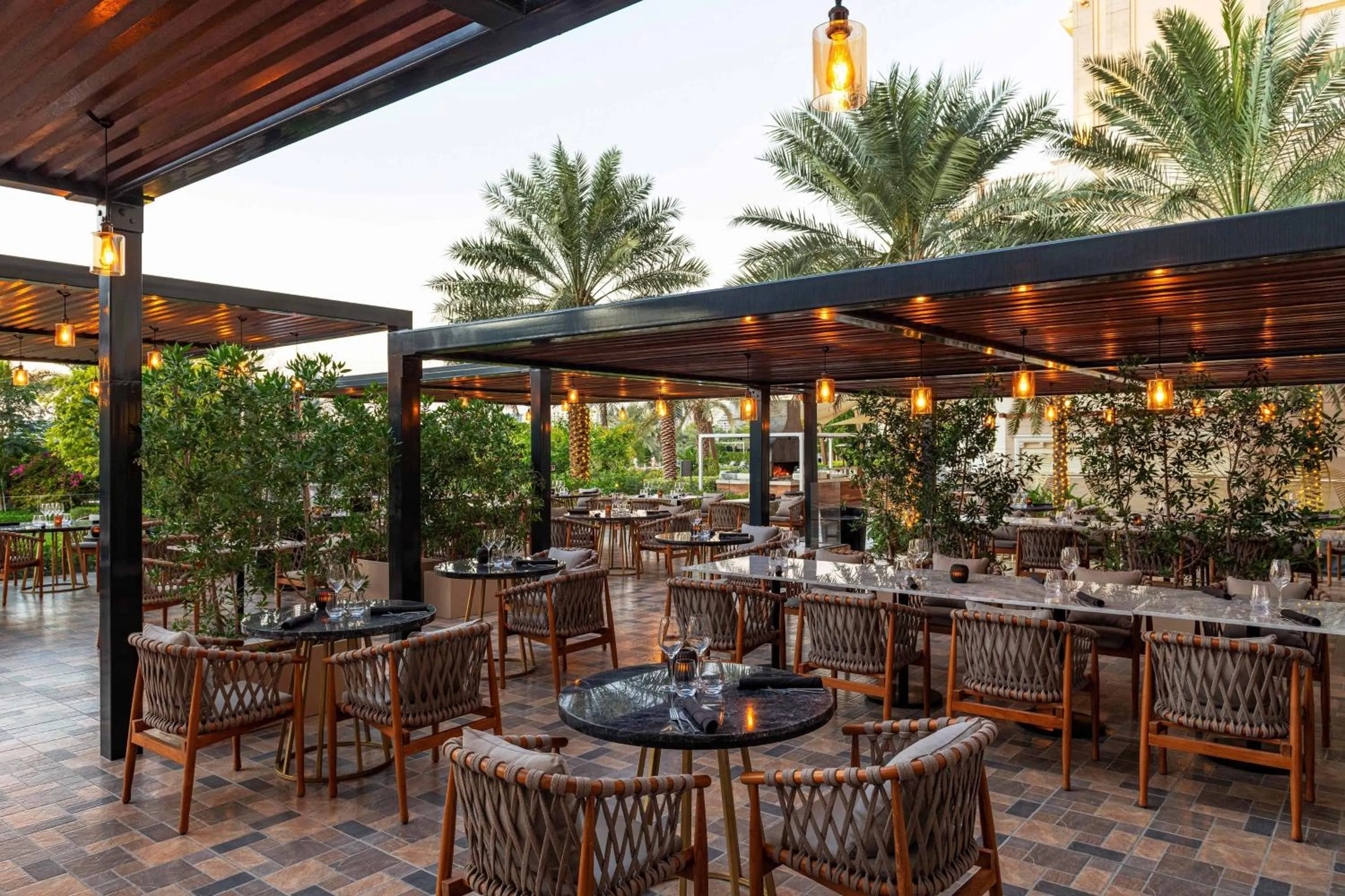 Restaurant/places to eat in The Westin Dubai Mina Seyahi Beach Resort and Waterpark