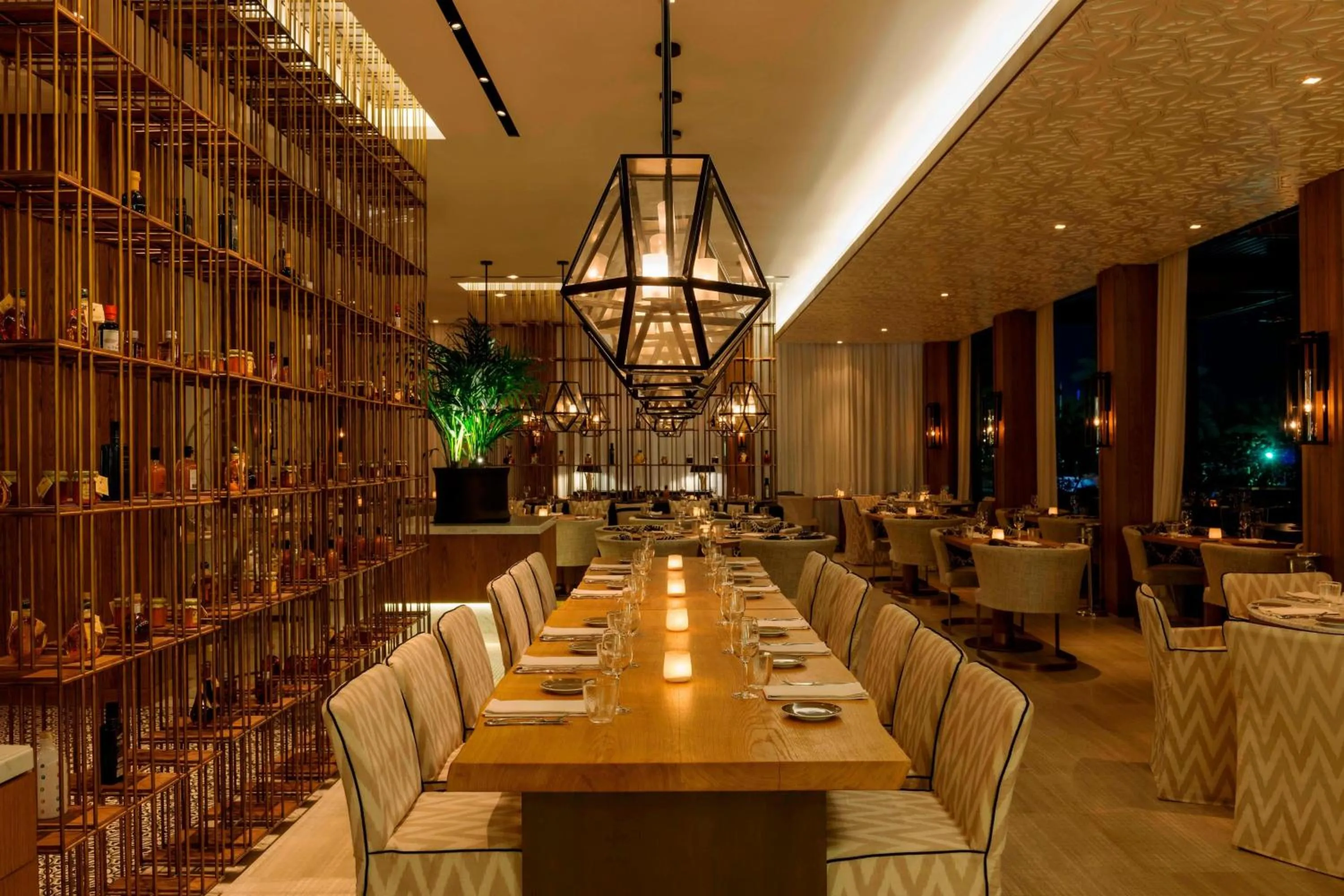 Restaurant/places to eat in The Westin Dubai Mina Seyahi Beach Resort and Waterpark