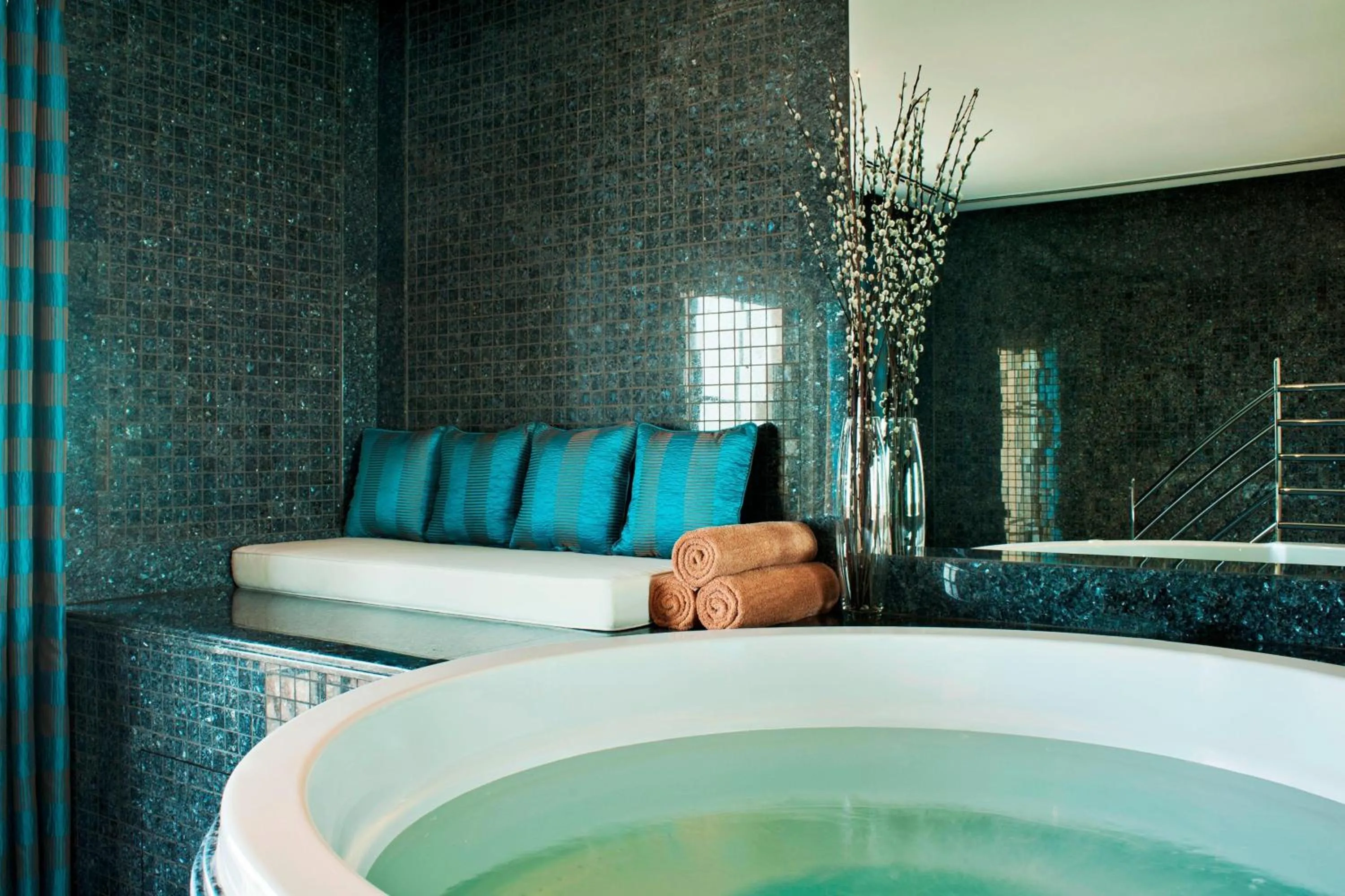 Bedroom in The Westin Dubai Mina Seyahi Beach Resort and Waterpark