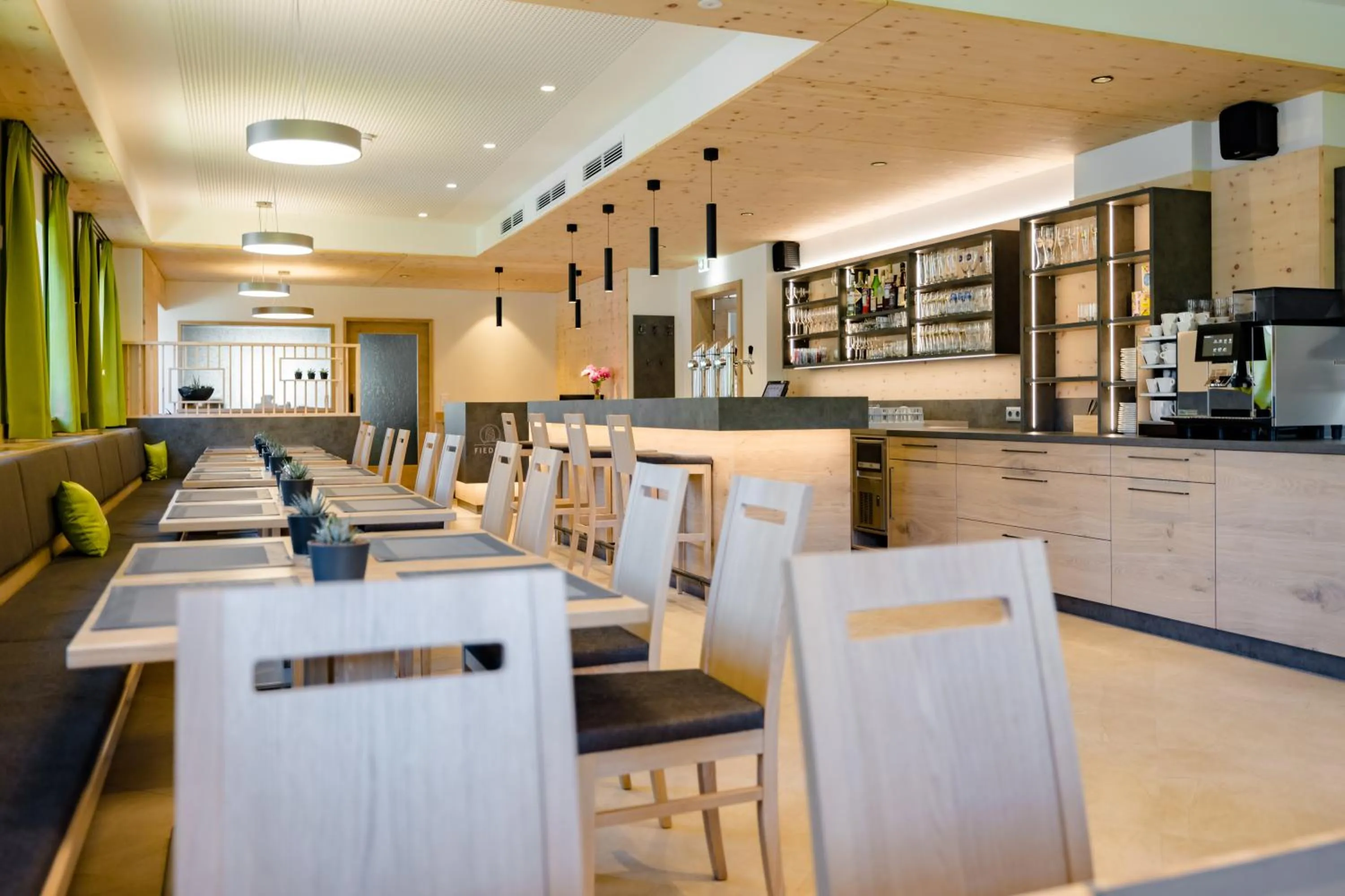 Restaurant/places to eat in Gästehaus Fiedlwirt