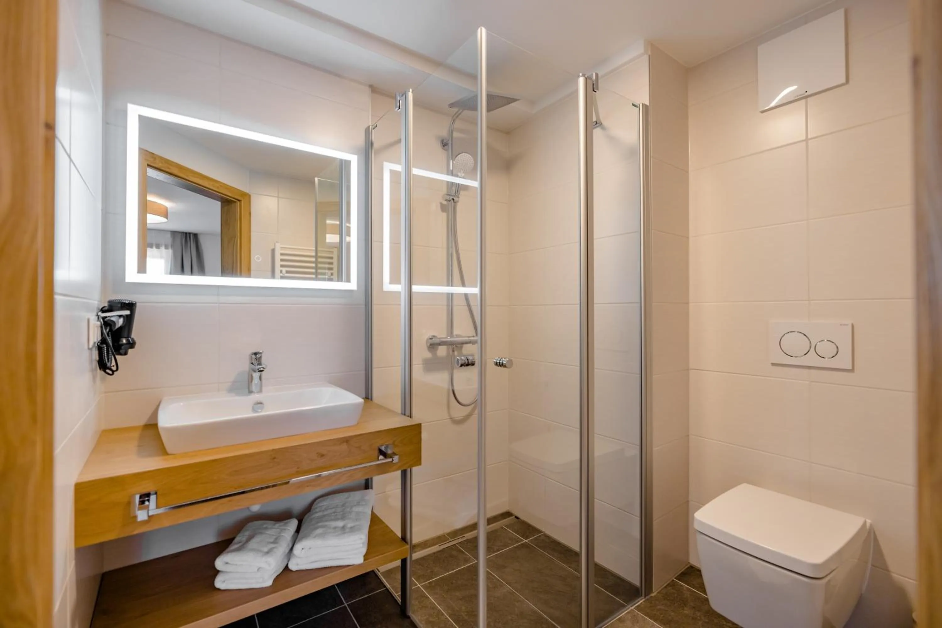 Bathroom in Gästehaus Fiedlwirt