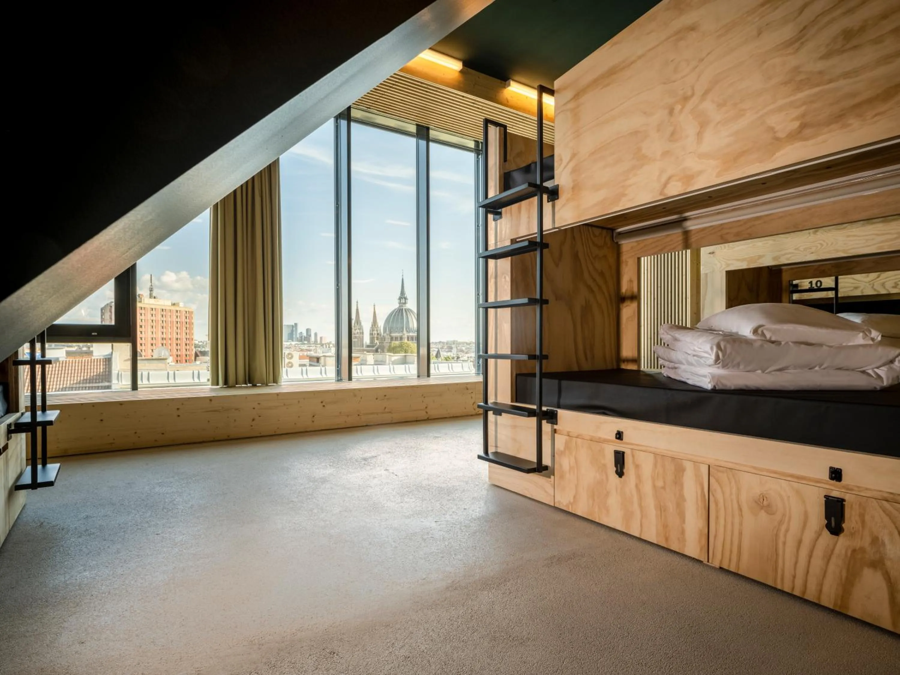 Bed in JO&JOE Vienna