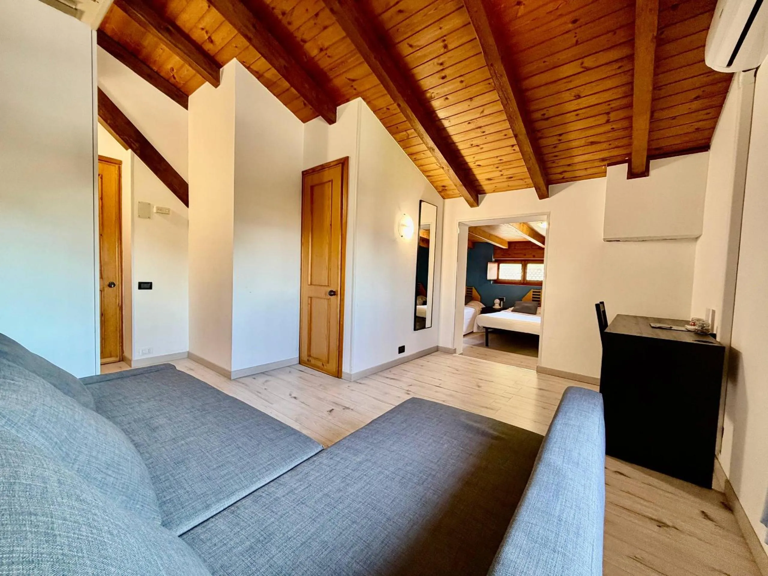 Seating area, Bed in Hotel New Genziana