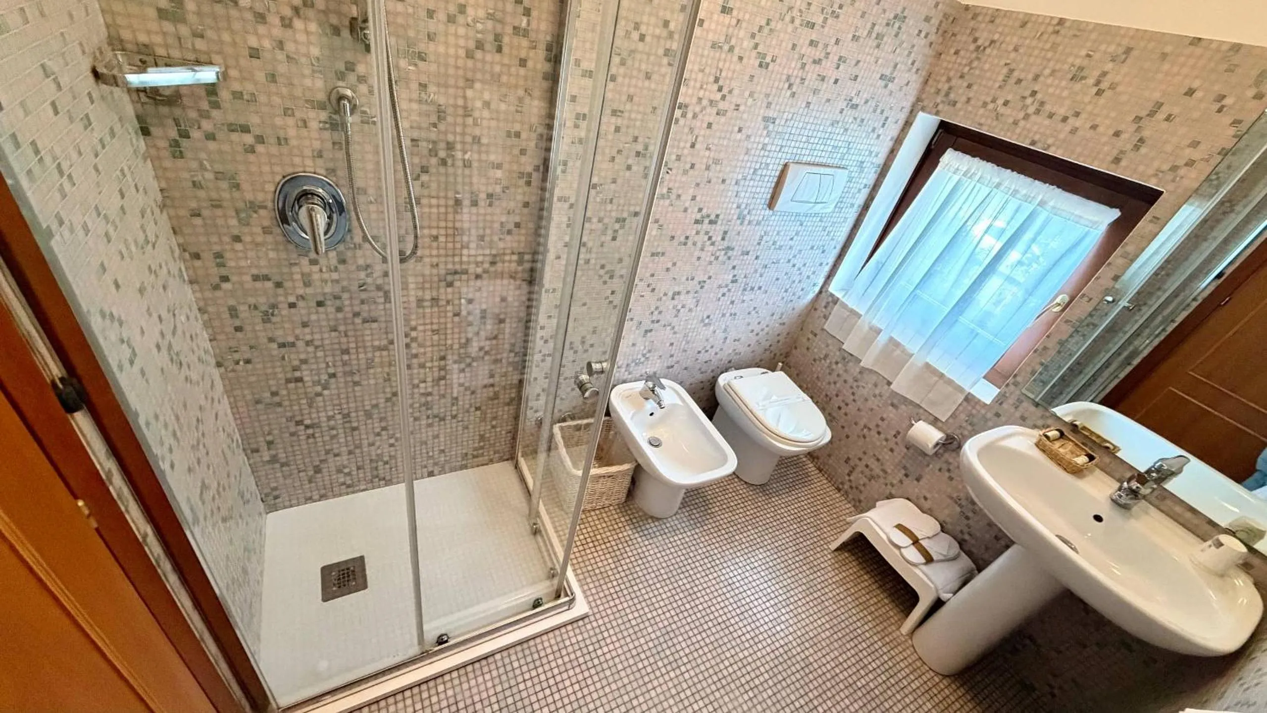 Bathroom in Hotel New Genziana