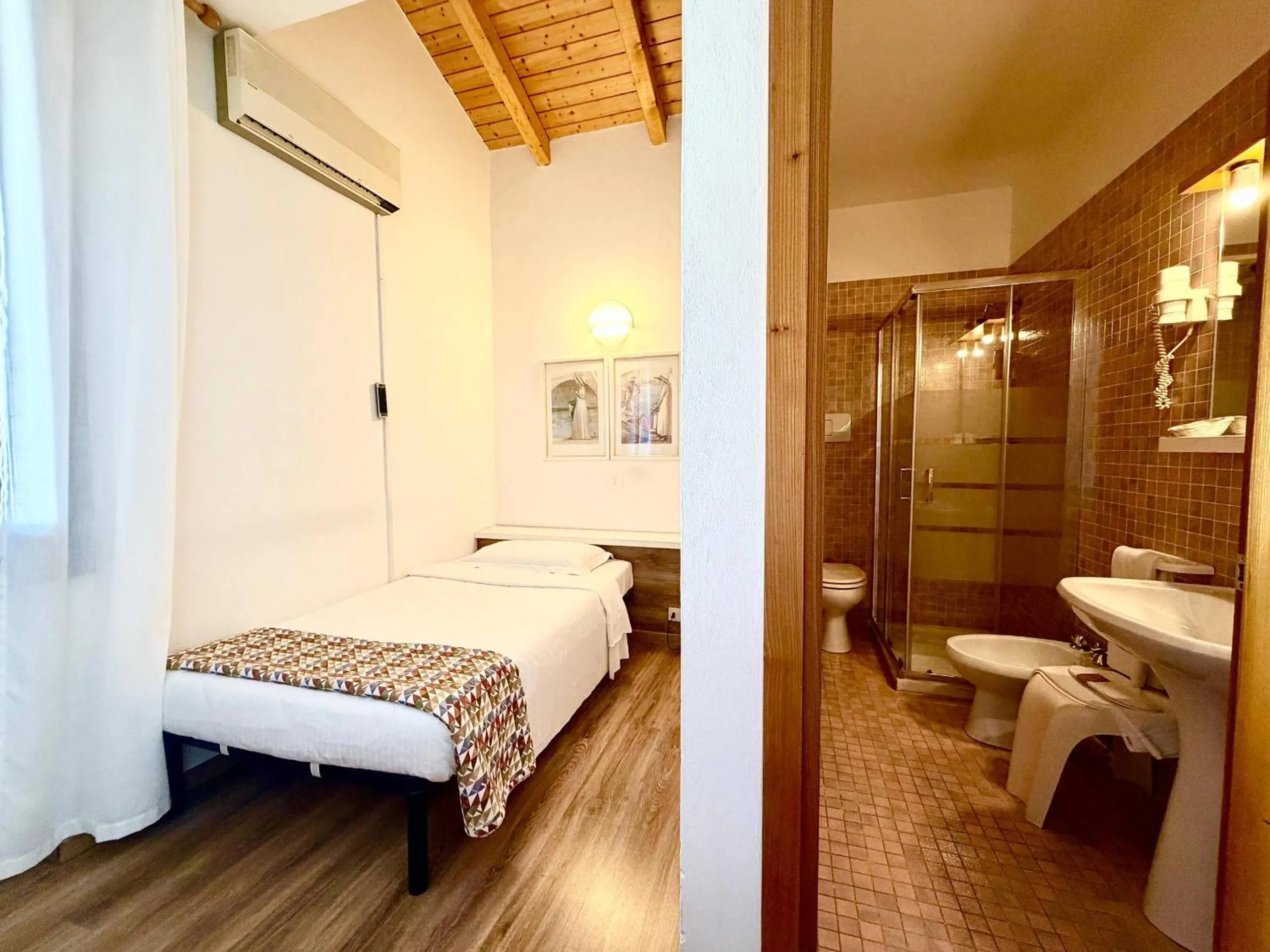 Photo of the whole room, Bed in Hotel New Genziana