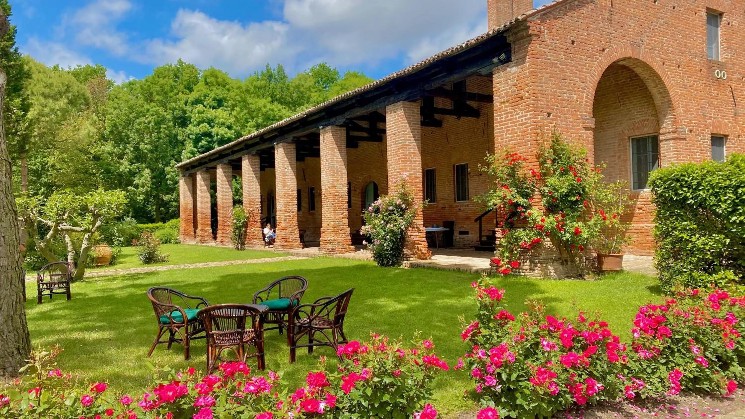 Property building in Agriturismo Tenuta Castel Venezze