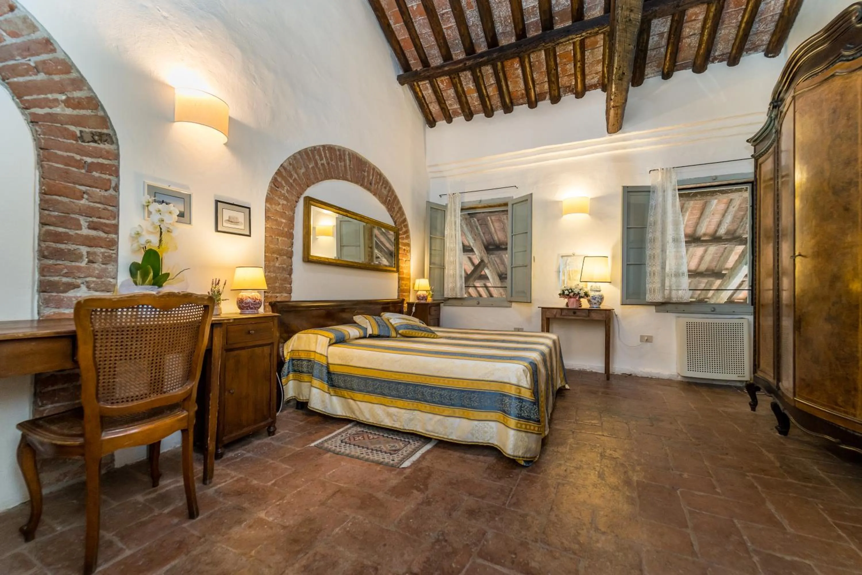Photo of the whole room, Bed in Agriturismo Tenuta Castel Venezze