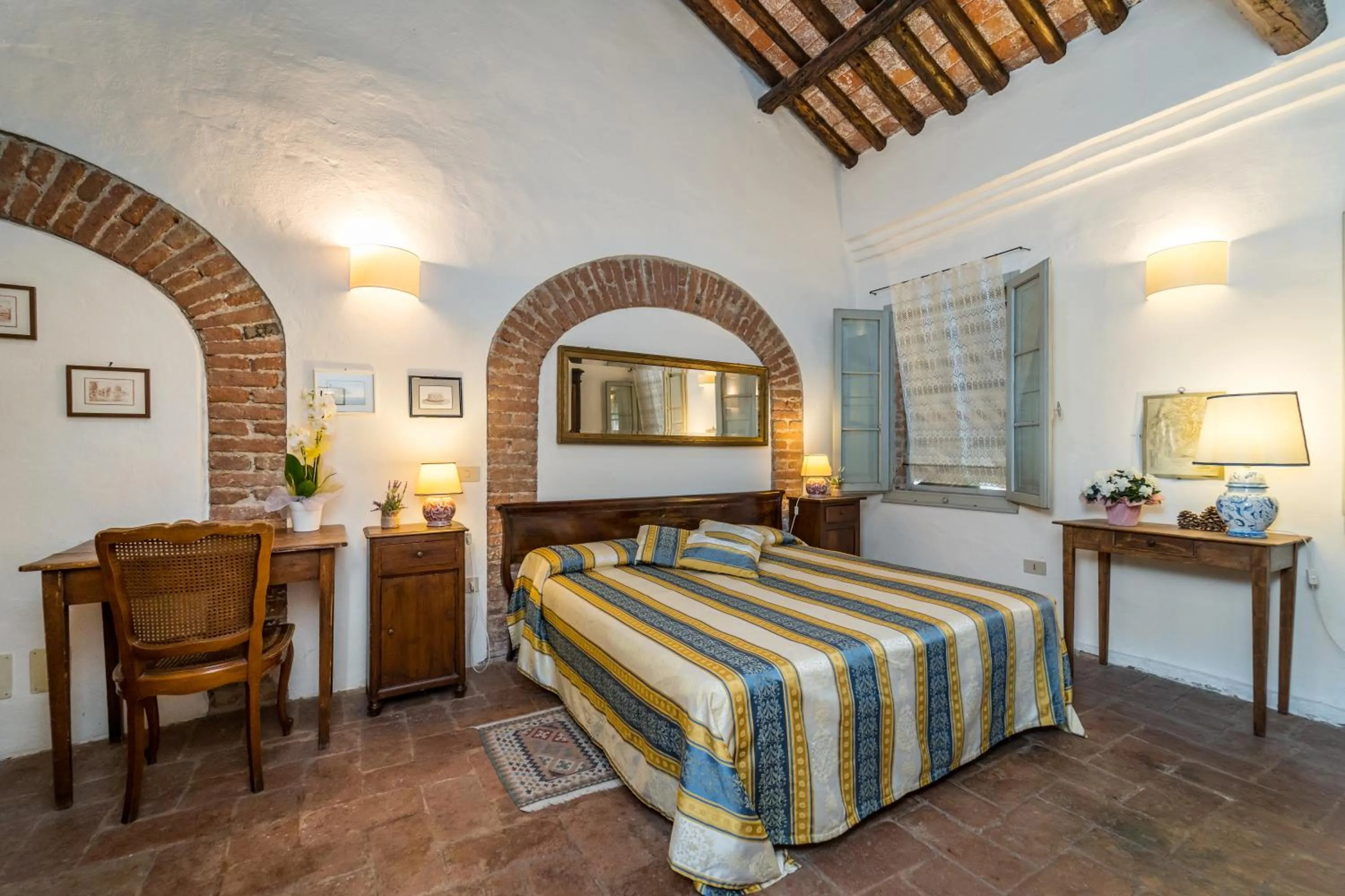 Photo of the whole room, Bed in Agriturismo Tenuta Castel Venezze