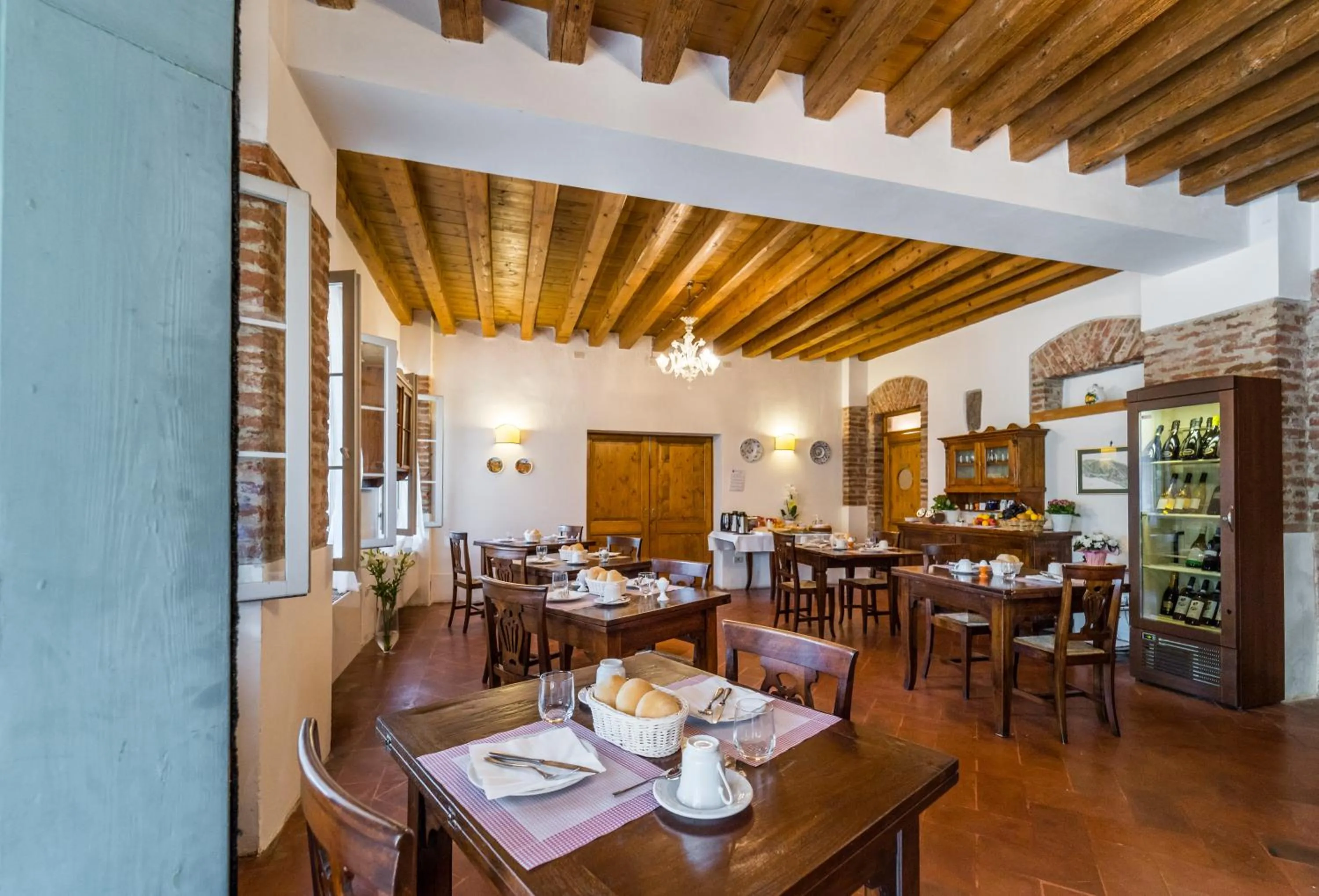 Restaurant/places to eat in Agriturismo Tenuta Castel Venezze