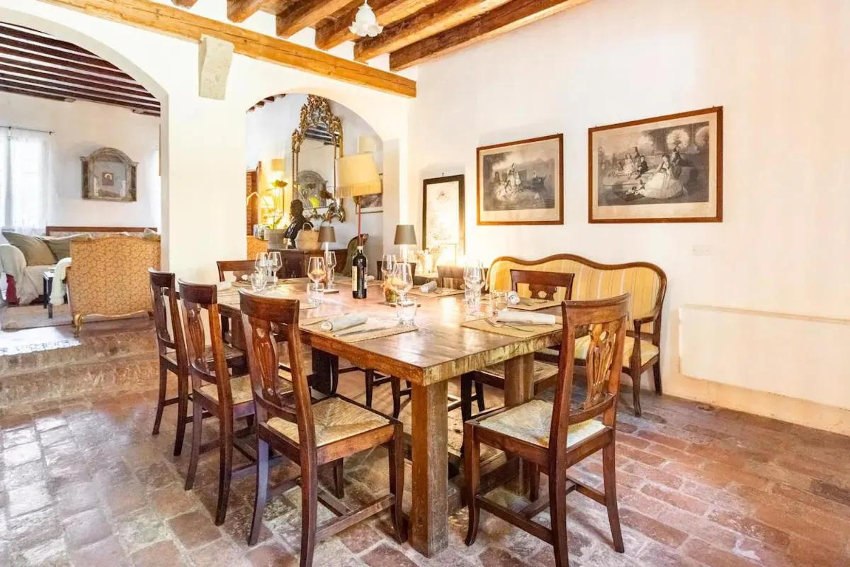 Property building in Agriturismo Tenuta Castel Venezze