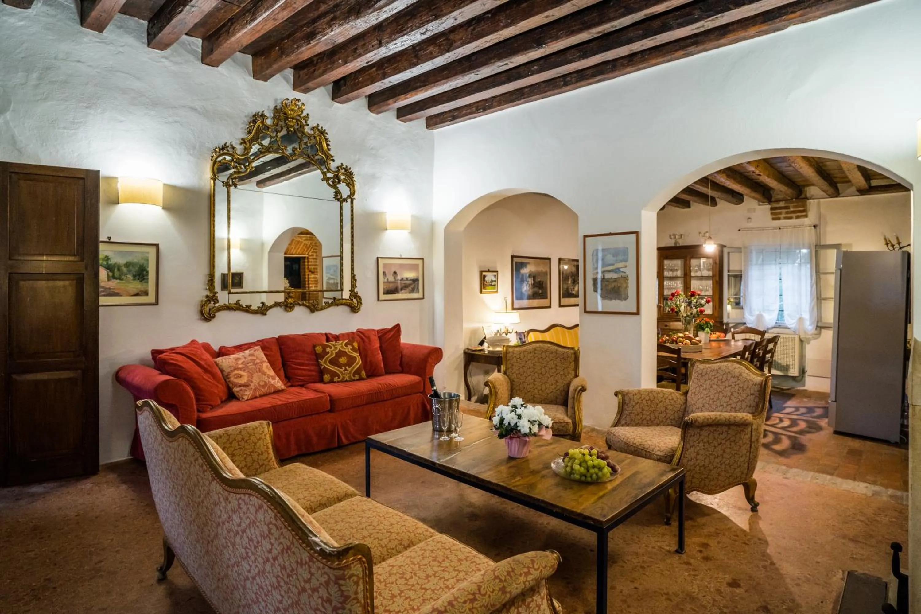 Communal lounge/ TV room in Agriturismo Tenuta Castel Venezze