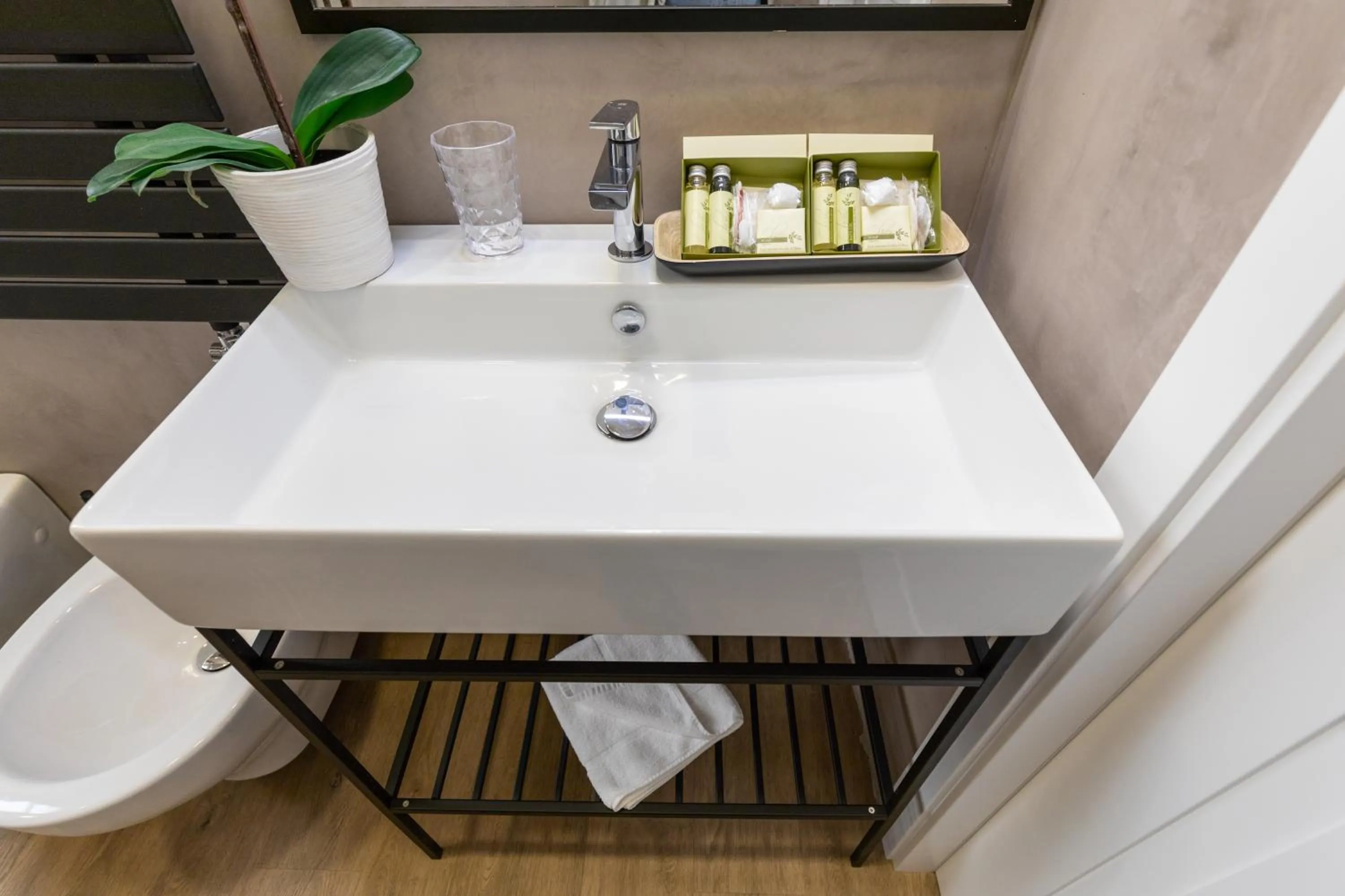 Foresteria di Piazza Cavour - Luxury Suites & Guest House