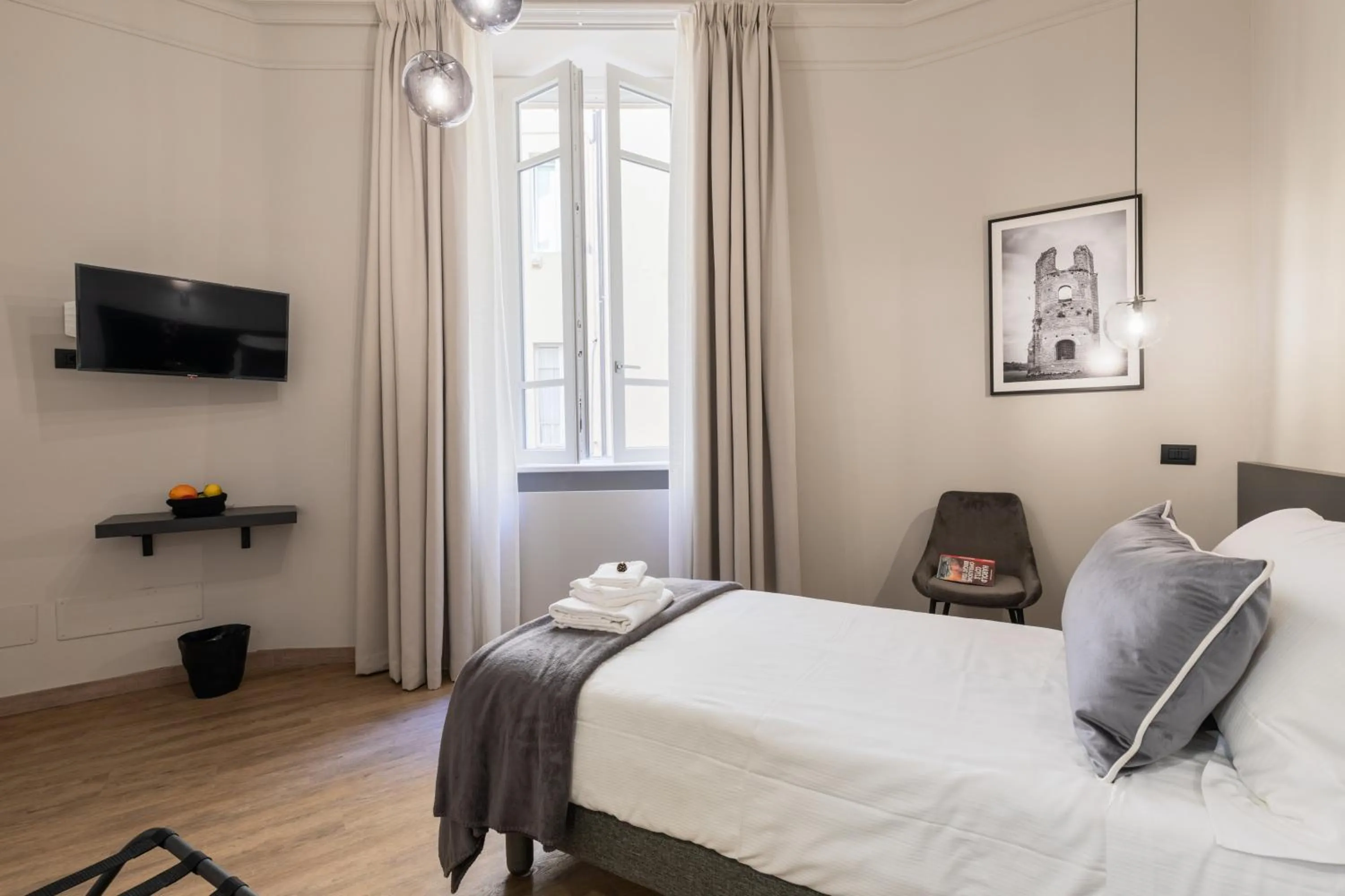 Bed in Foresteria di Piazza Cavour - Luxury Suites & Guest House