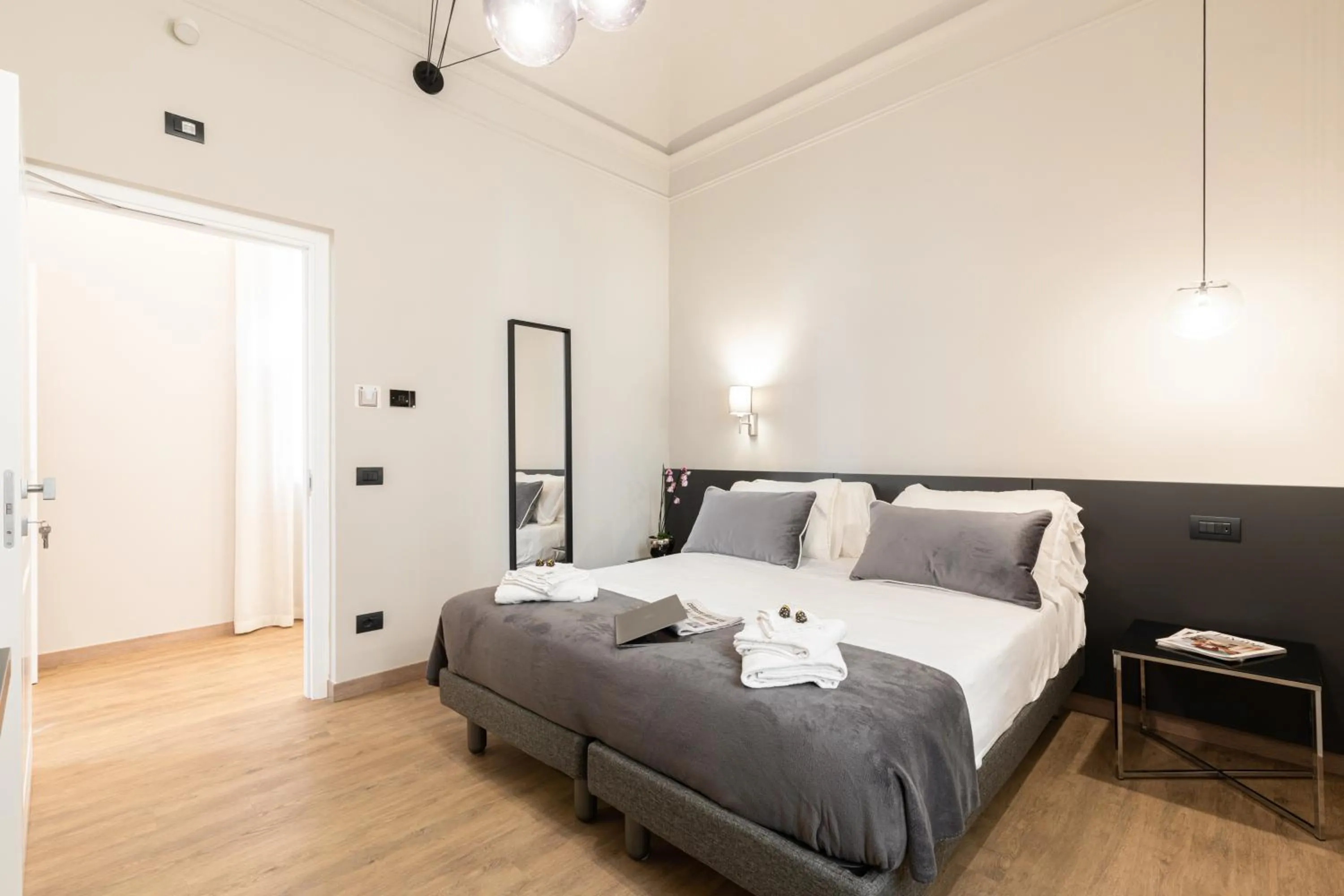 Bed in Foresteria di Piazza Cavour - Luxury Suites & Guest House