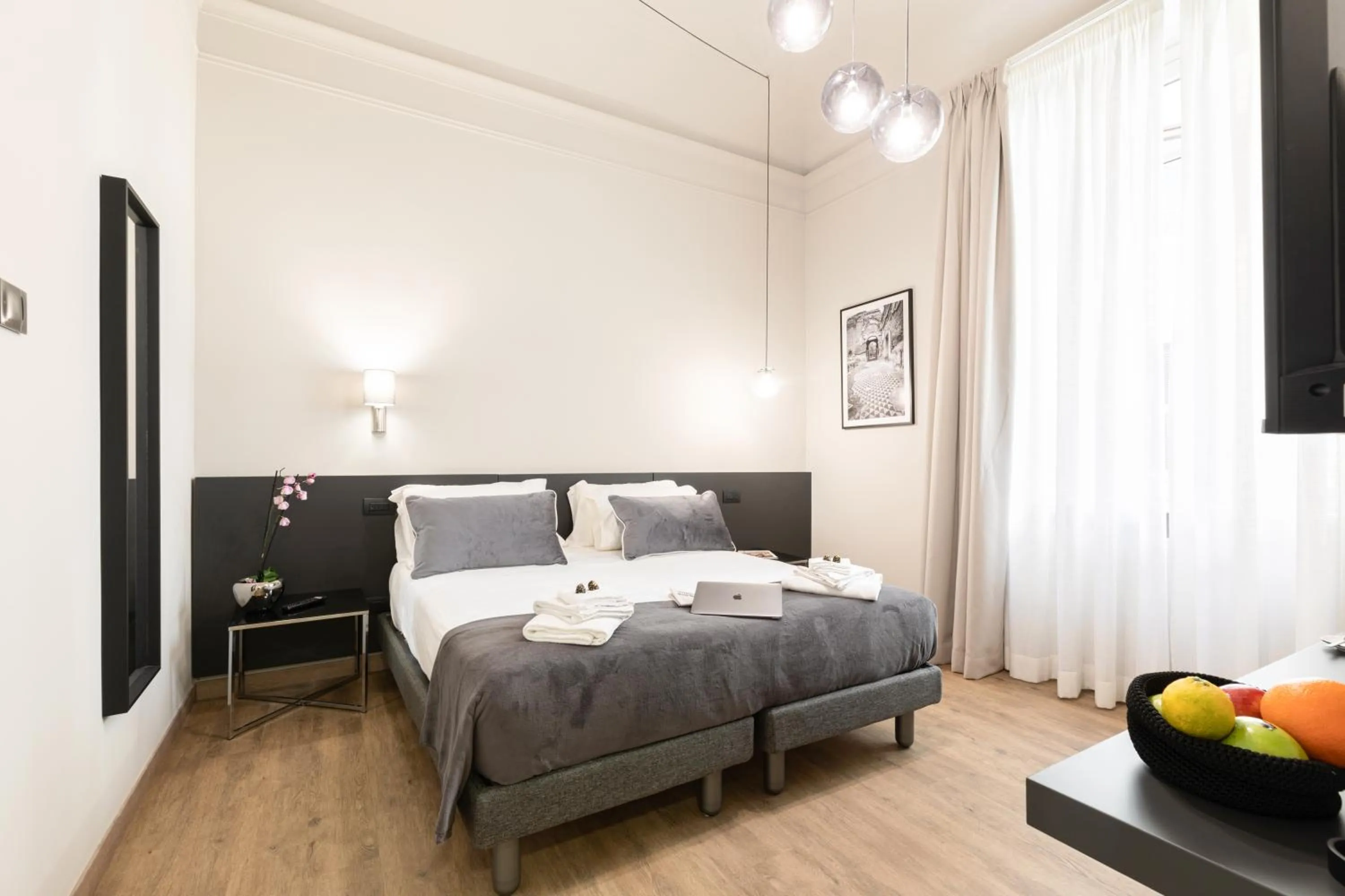 Bed in Foresteria di Piazza Cavour - Luxury Suites & Guest House