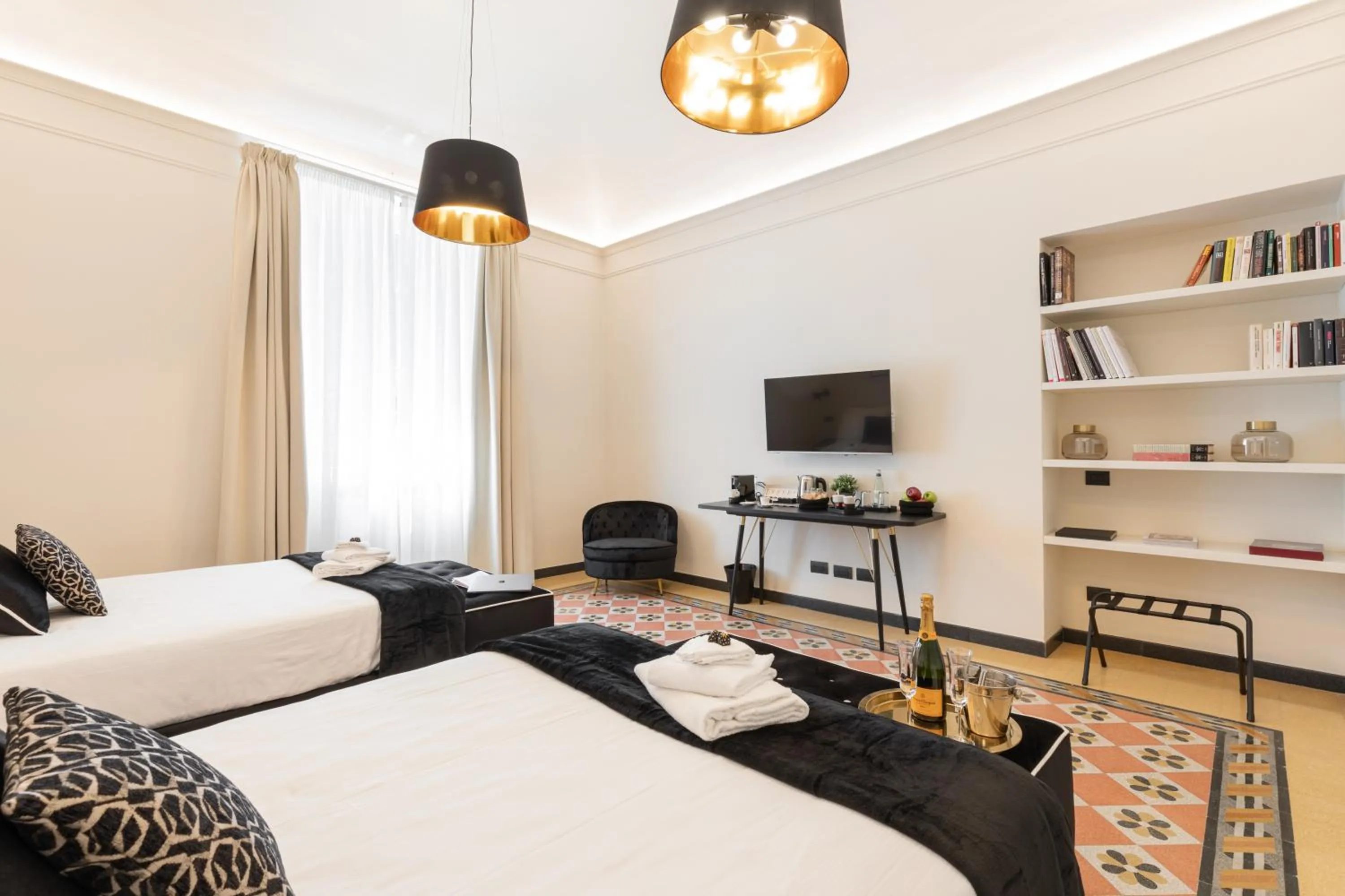 Bed in Foresteria di Piazza Cavour - Luxury Suites & Guest House