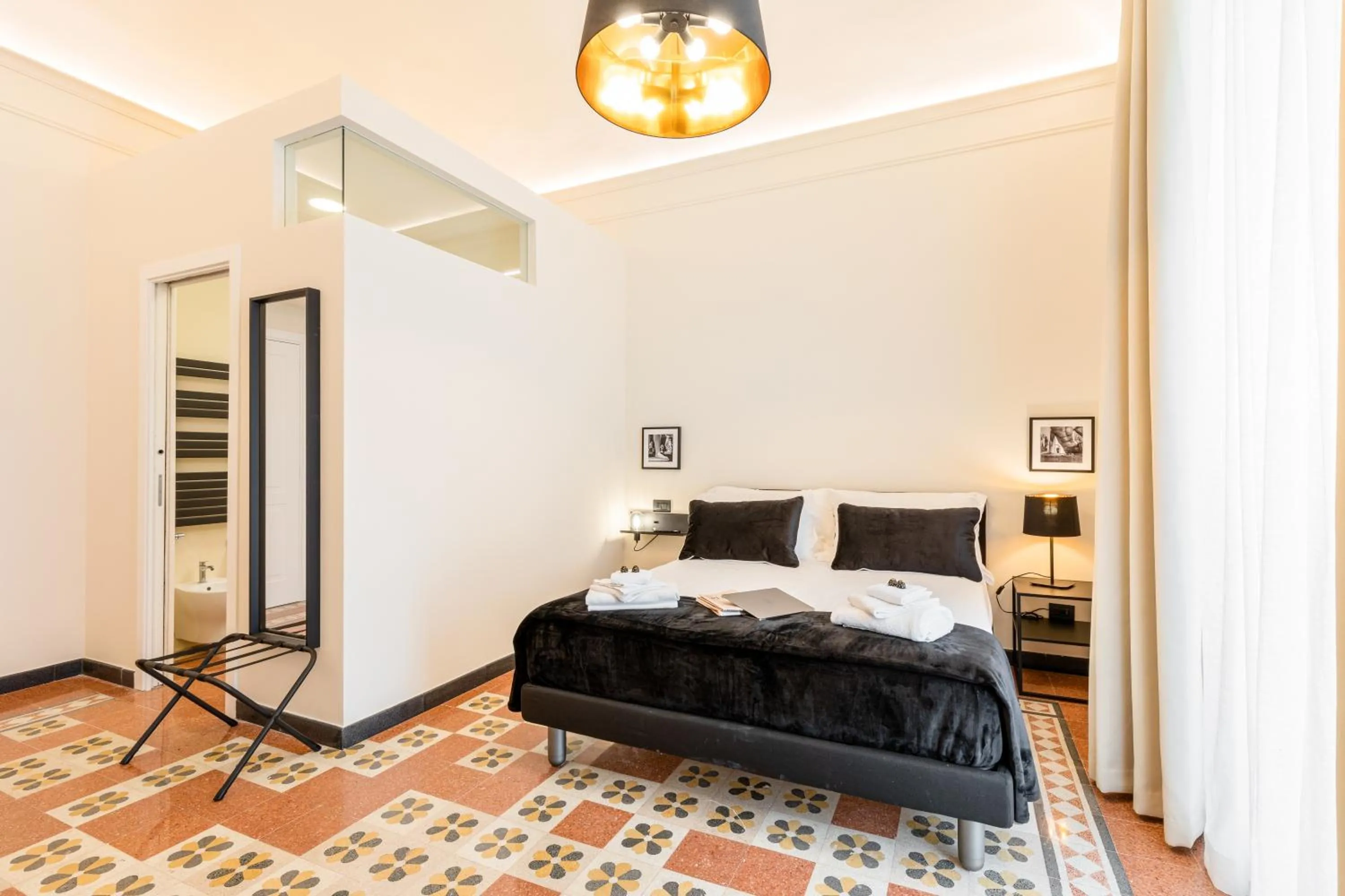 Bed in Foresteria di Piazza Cavour - Luxury Suites & Guest House