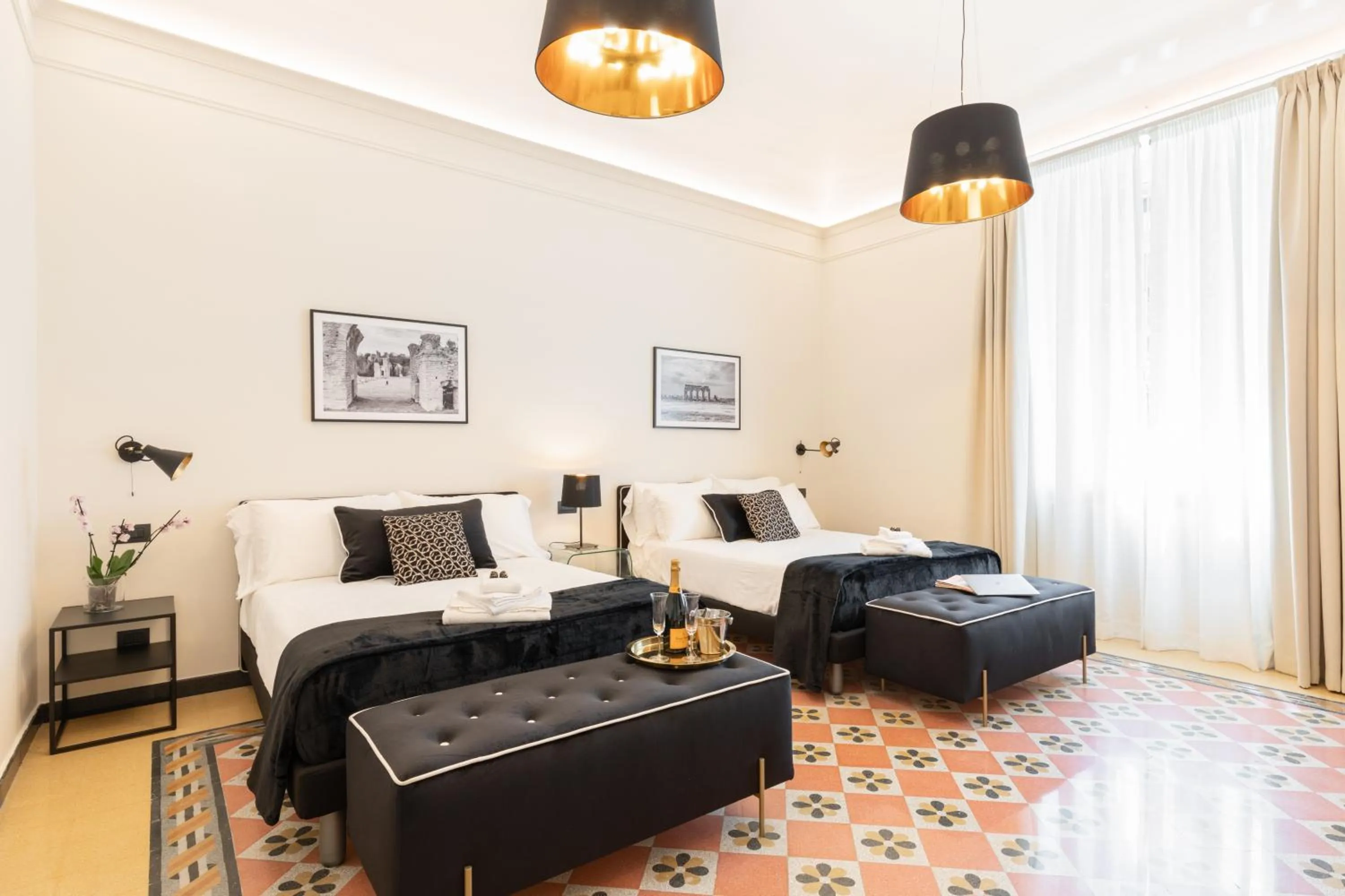 Bed in Foresteria di Piazza Cavour - Luxury Suites & Guest House