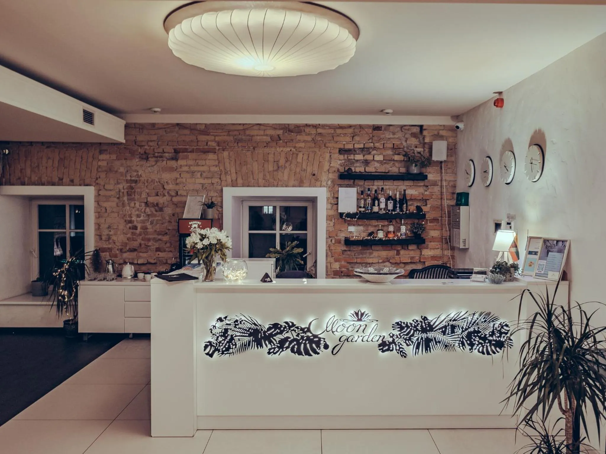 Lobby or reception in Moon Garden Old Town Hotel