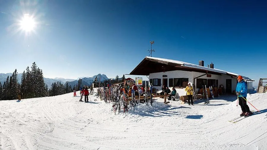 Ski School in Hotel Garni Landhaus Traunbachhäusl