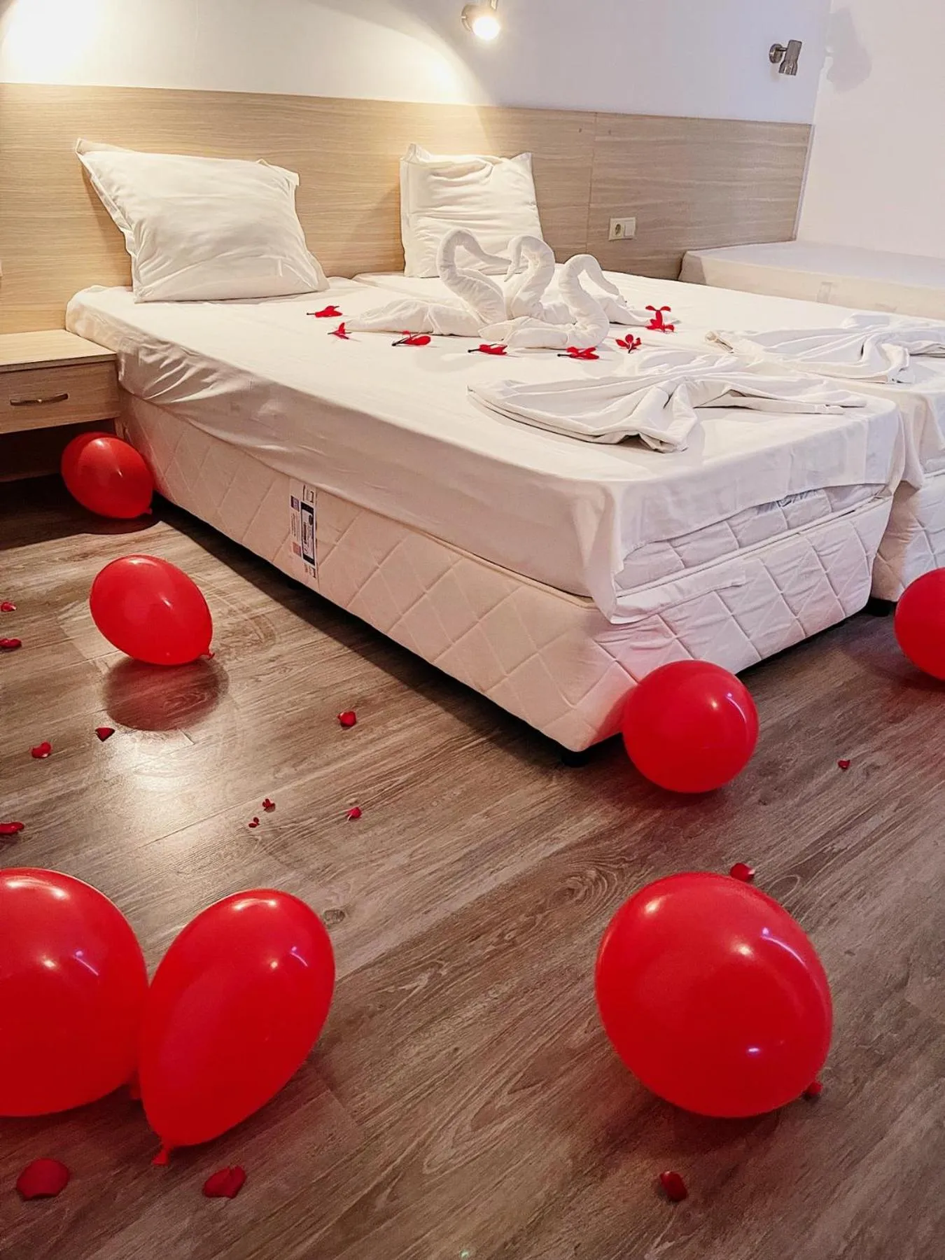 Bed in Hotel Largo Beach