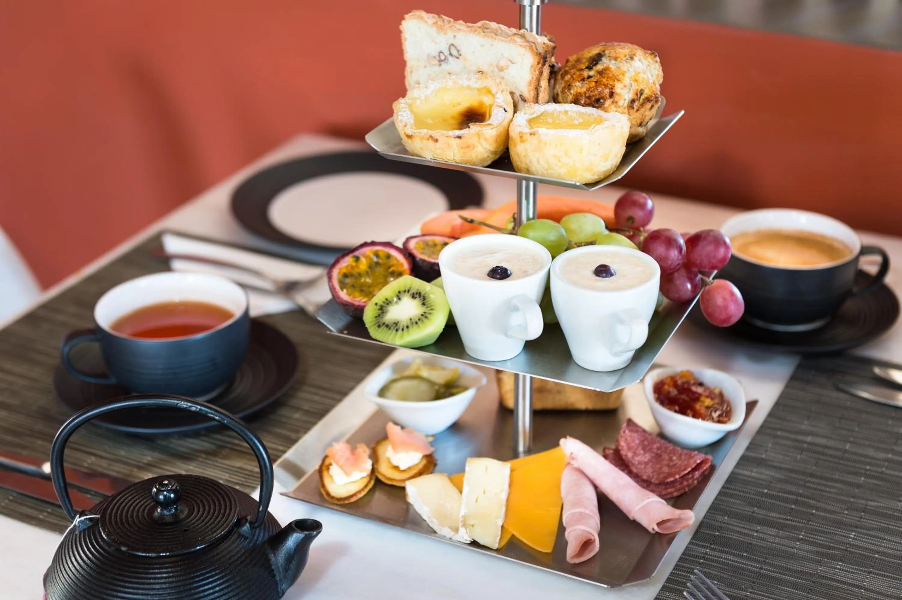 Restaurant/places to eat in The Olive Exclusive All-Suite Hotel